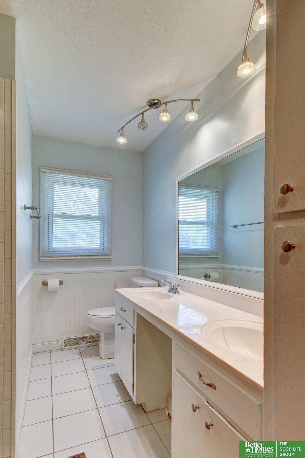 2213 Twin Ridge Drive