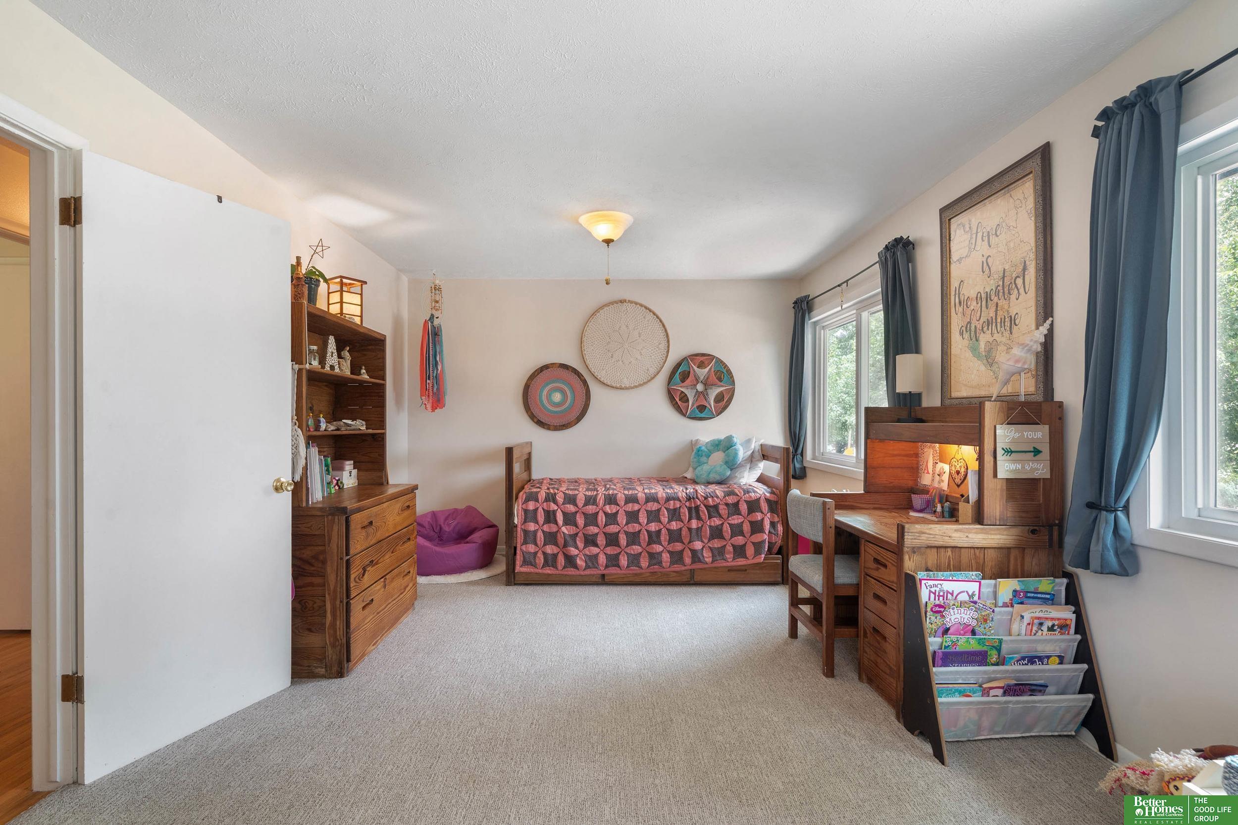 1404 S 126th Street