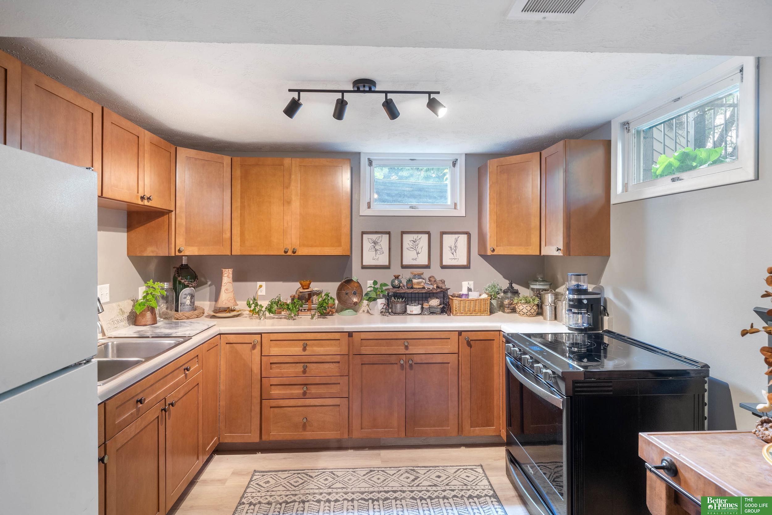 1404 S 126th Street