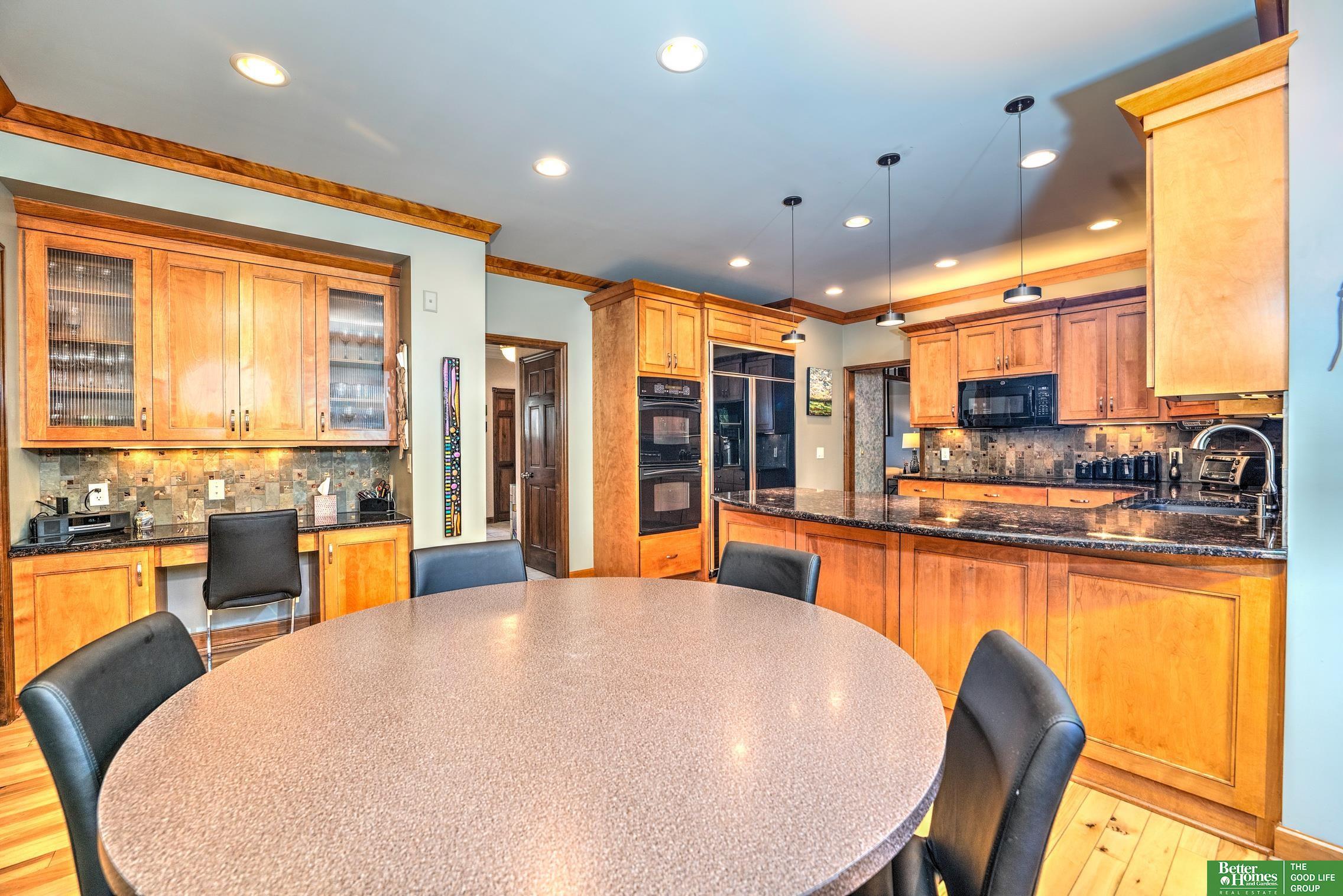 12918 Western Circle