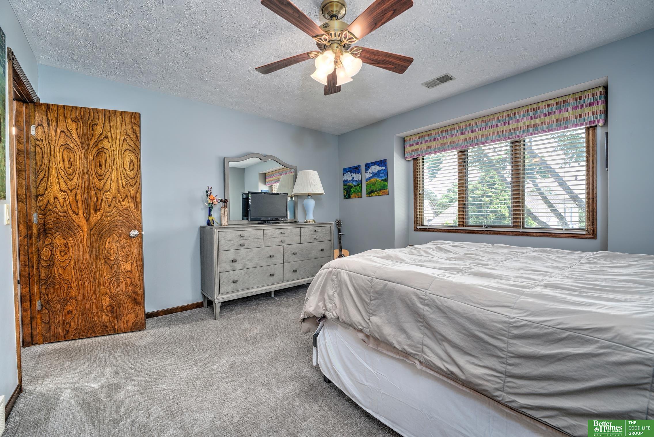 12918 Western Circle