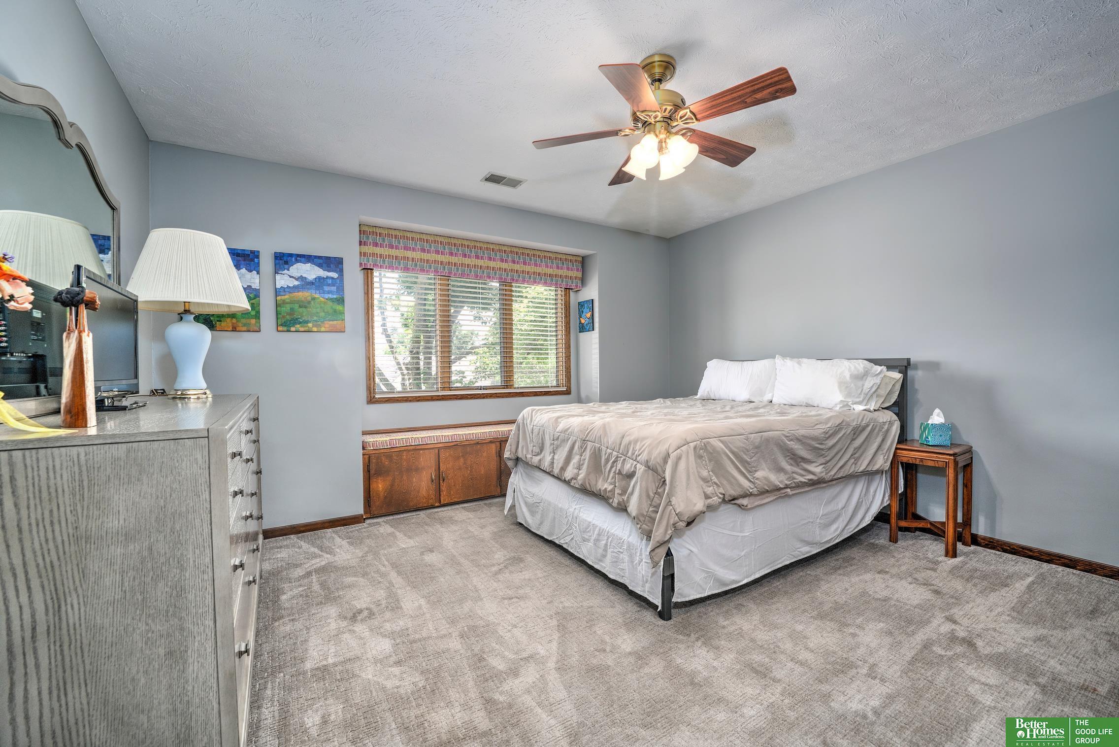 12918 Western Circle
