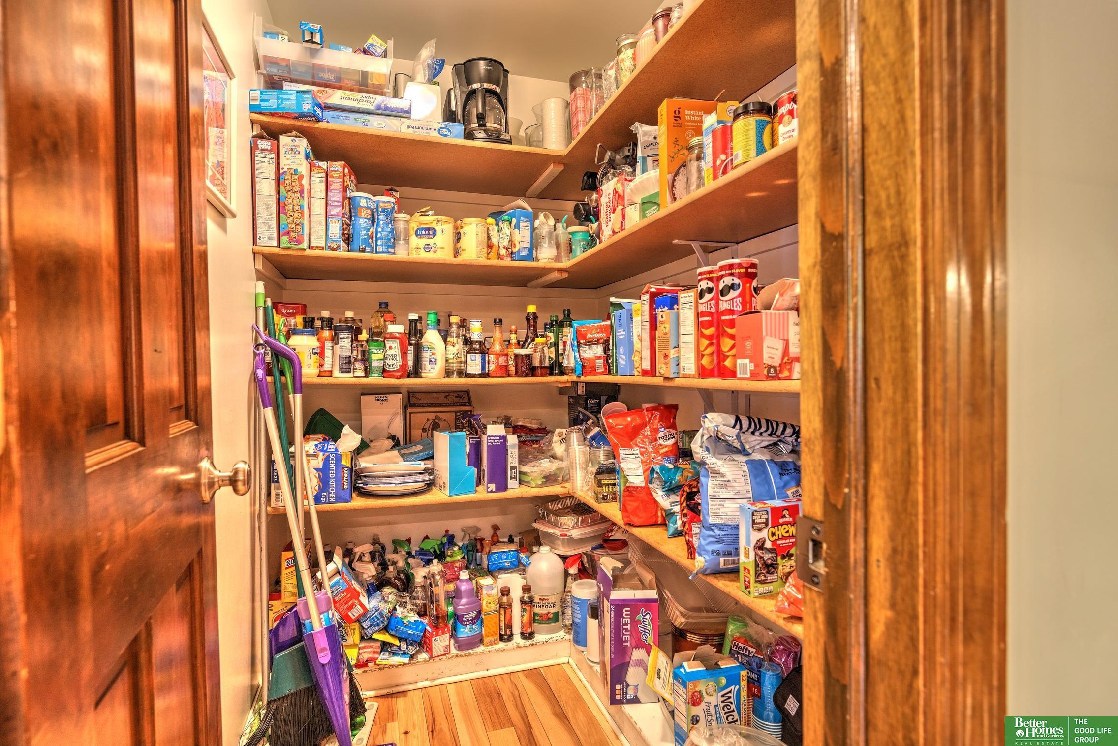 12918 Western Circle