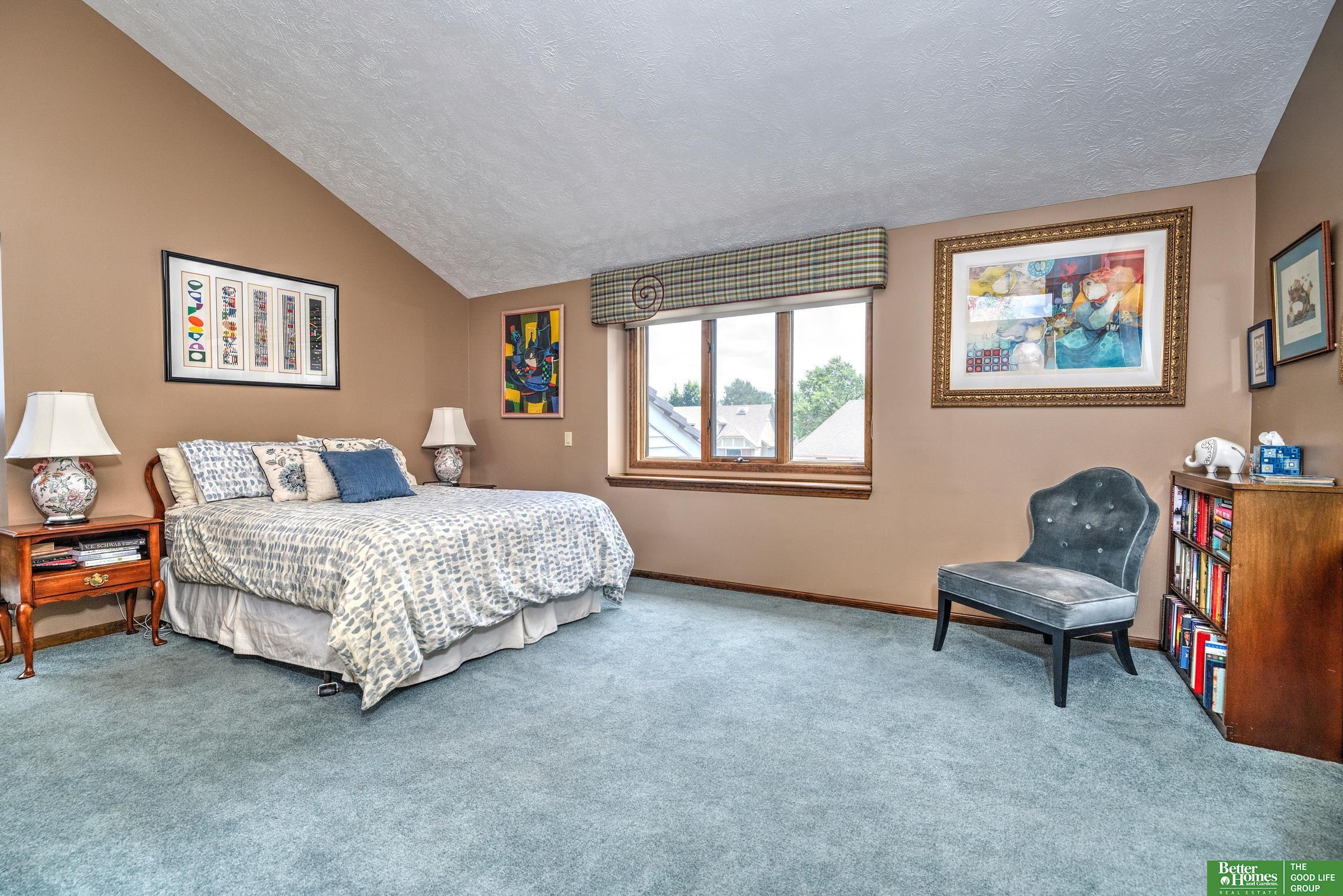 12918 Western Circle