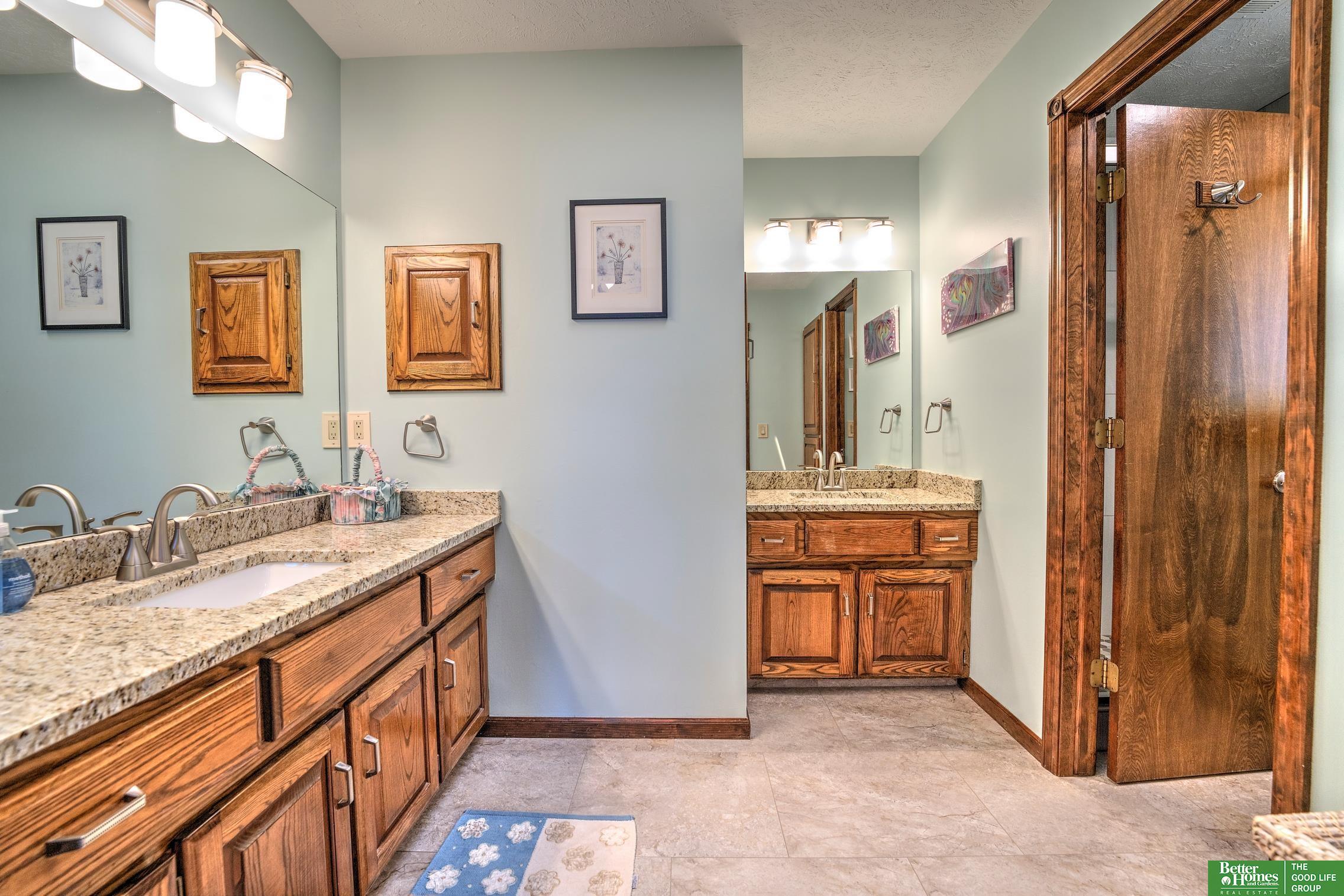 12918 Western Circle
