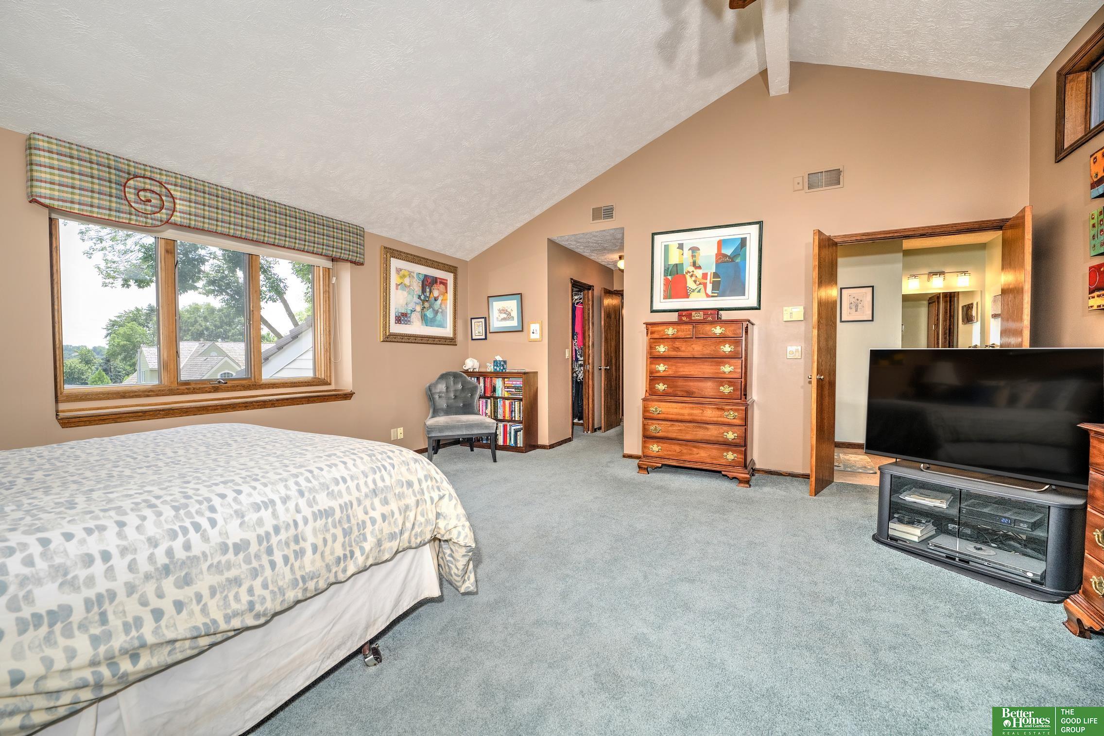 12918 Western Circle