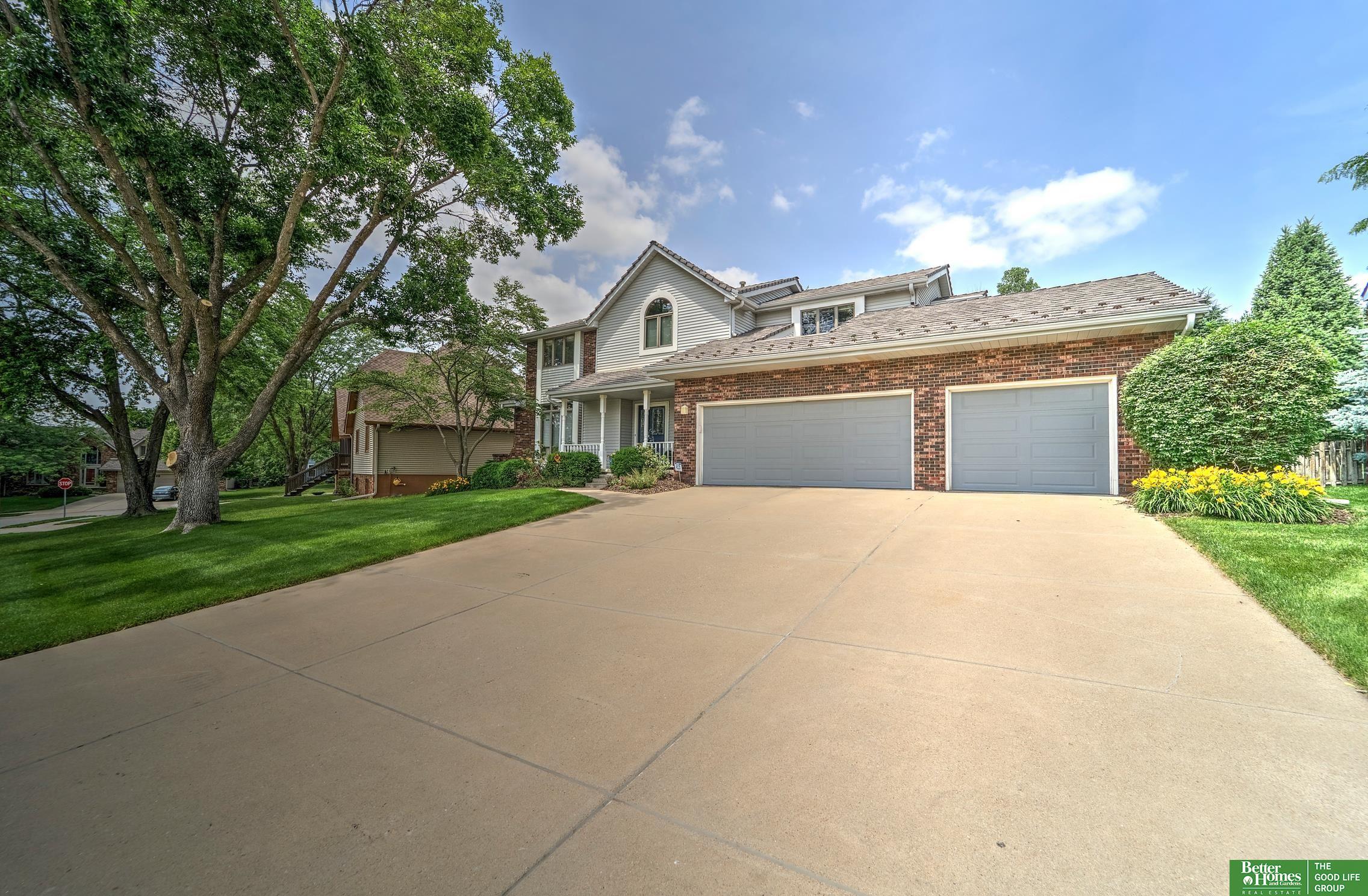 12918 Western Circle