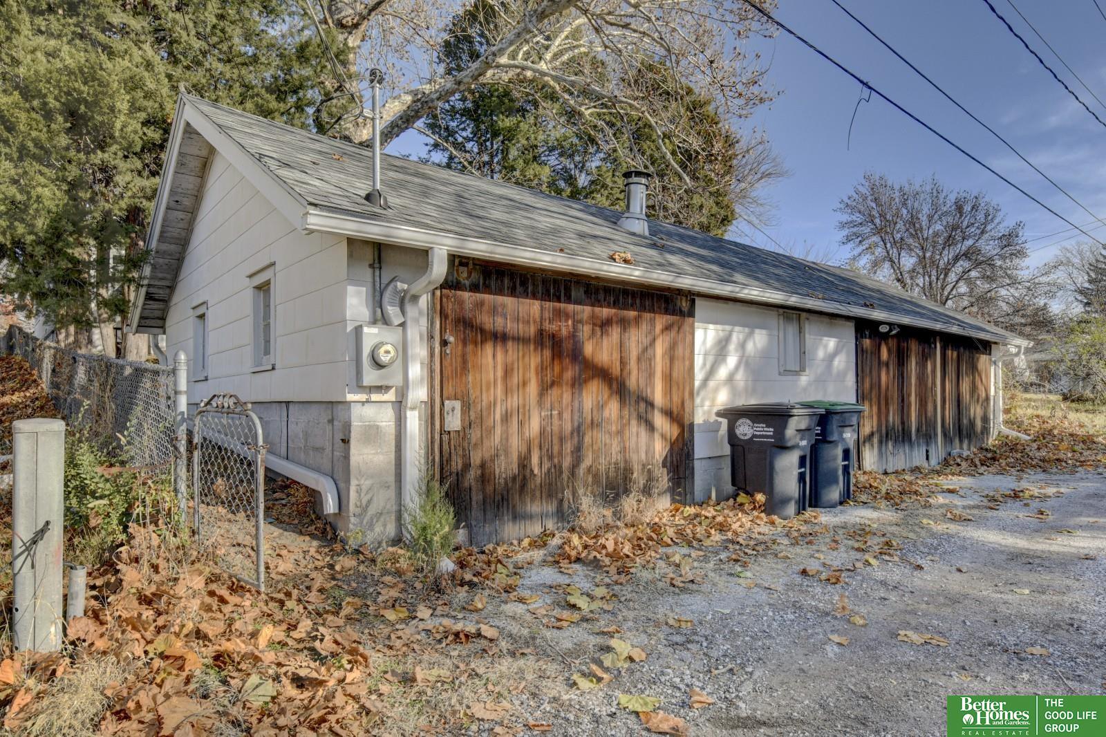 4939 Hickory Street