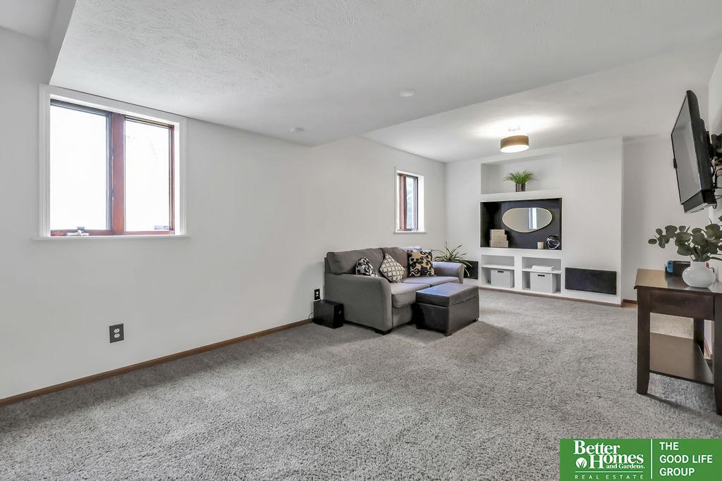 808 Auburn Lane