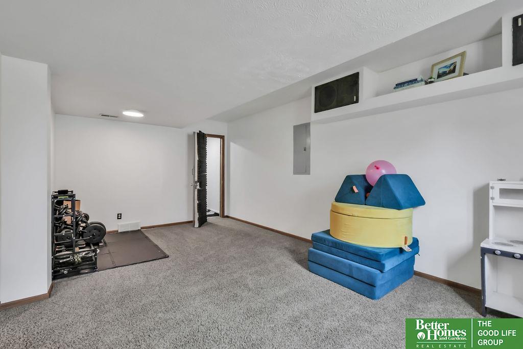 808 Auburn Lane