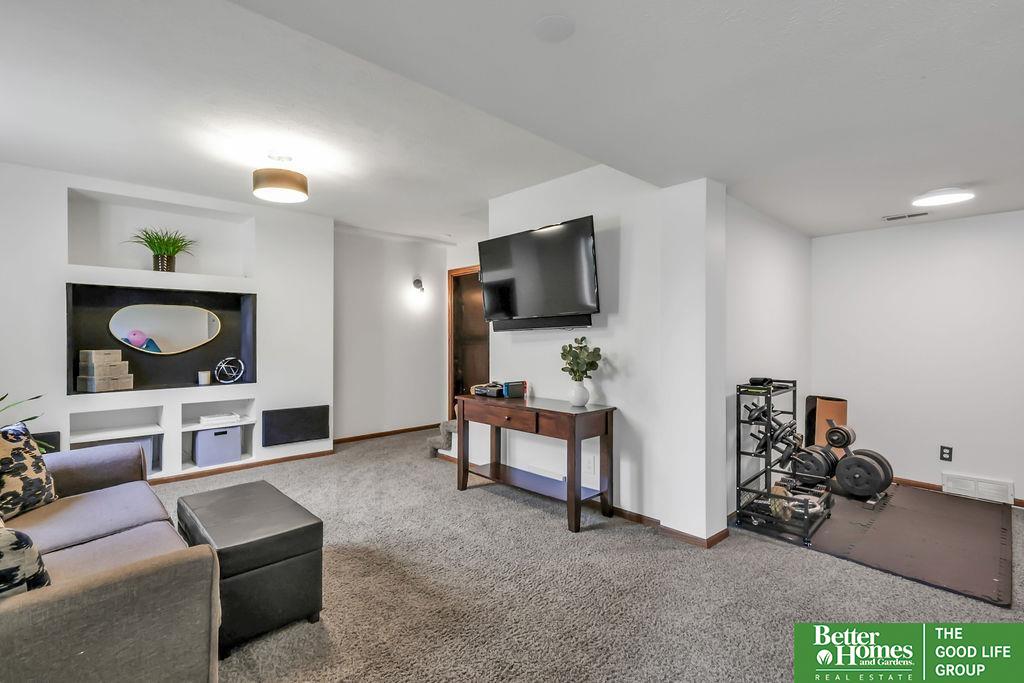 808 Auburn Lane