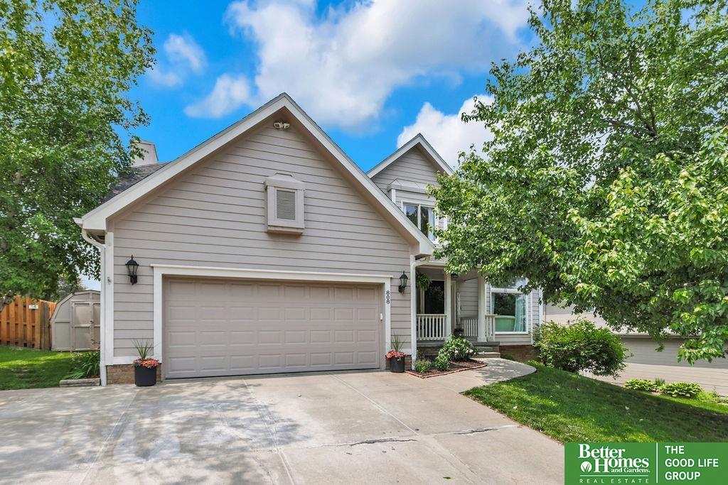 808 Auburn Lane
