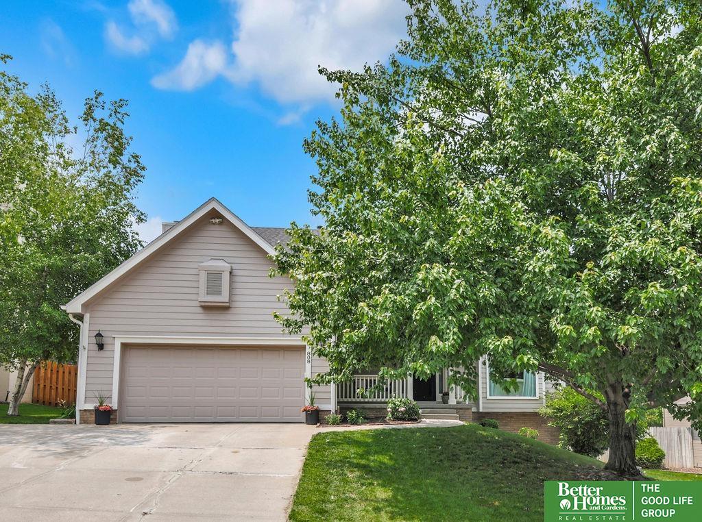 808 Auburn Lane