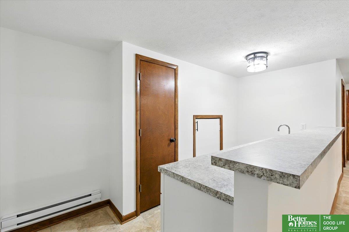 10102 Bennie Day Road