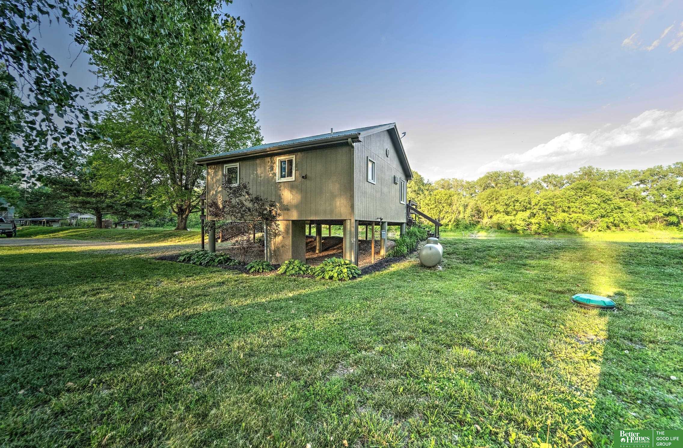 9952 E Hwy 30 Highway # 4