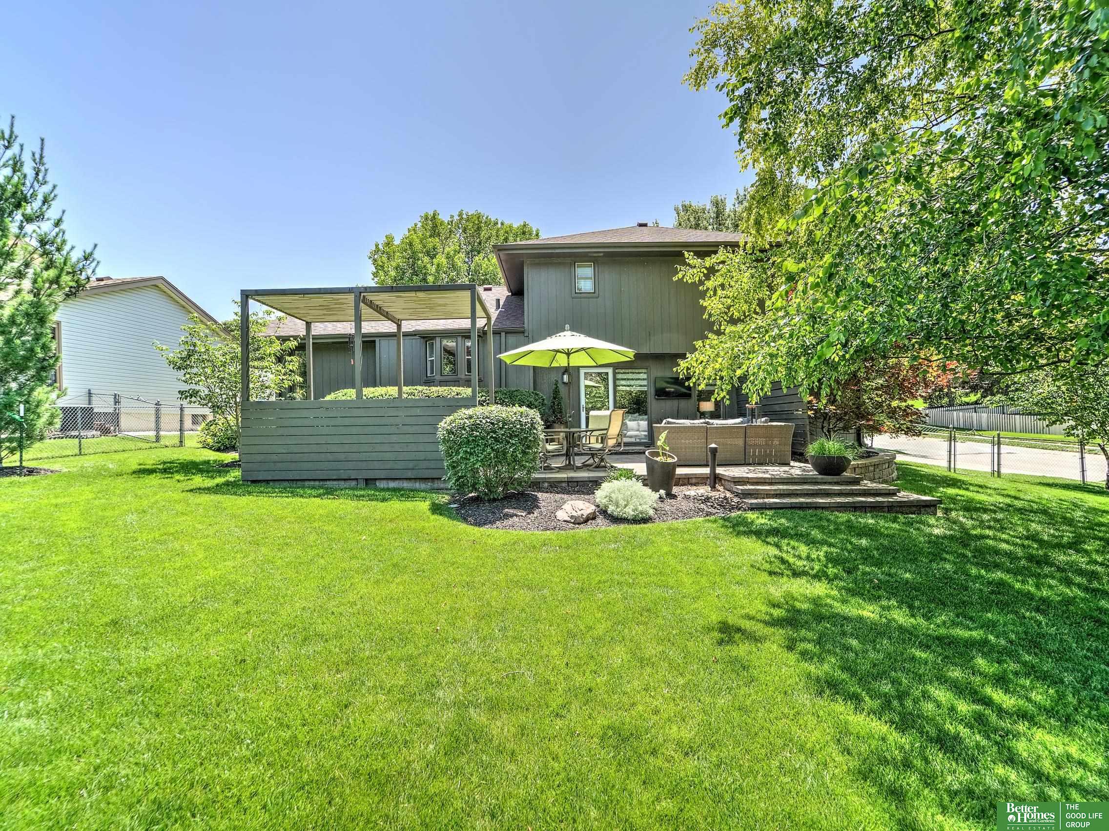 15394 Burt Street