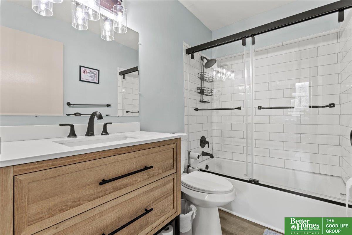 3000 Farnam Street Unit: S2D