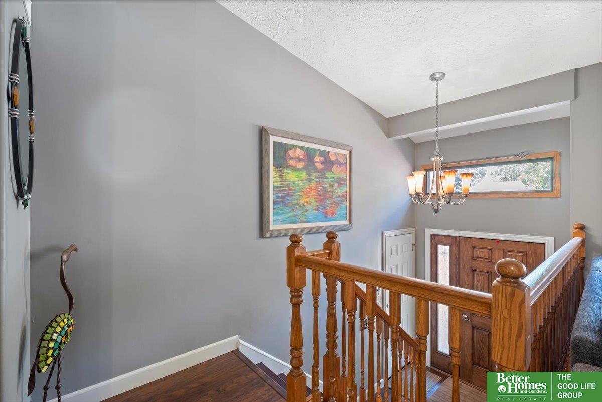 3080 S 160 Plaza