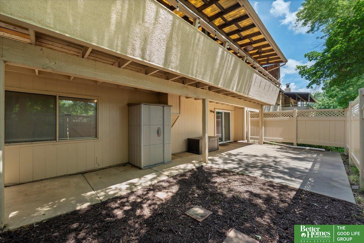 3080 S 160 Plaza