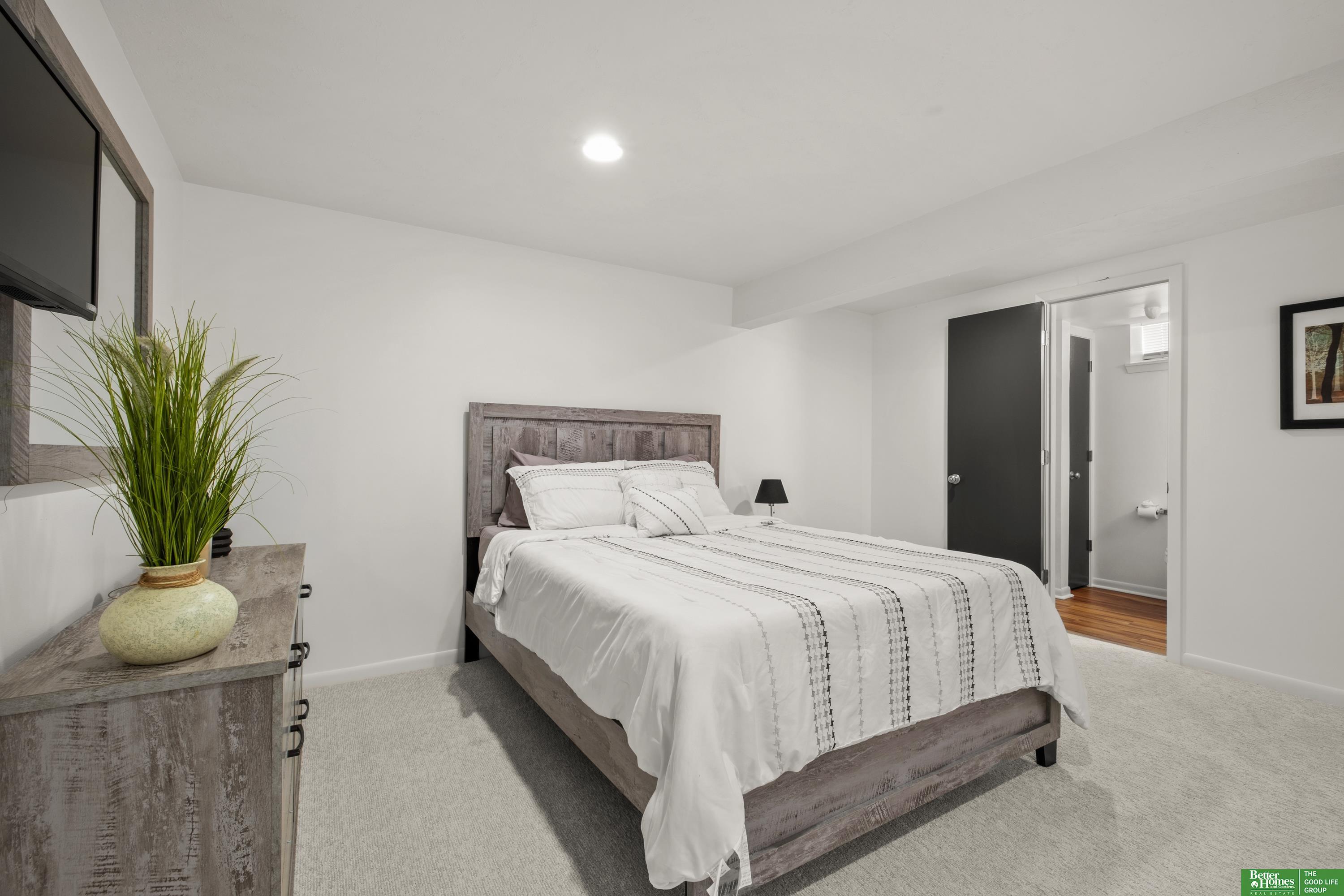 2330 S 90th Street