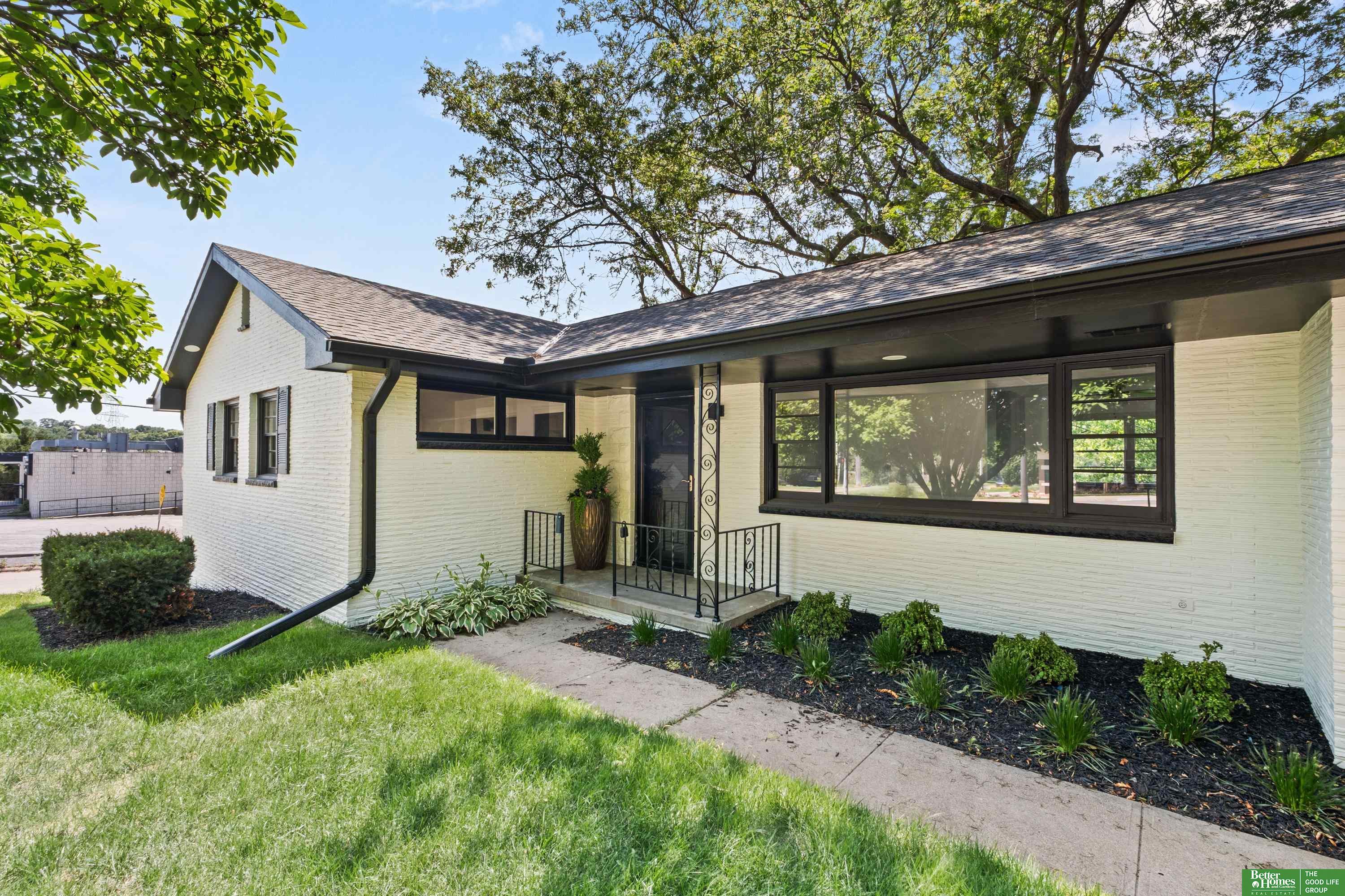 2330 S 90th Street