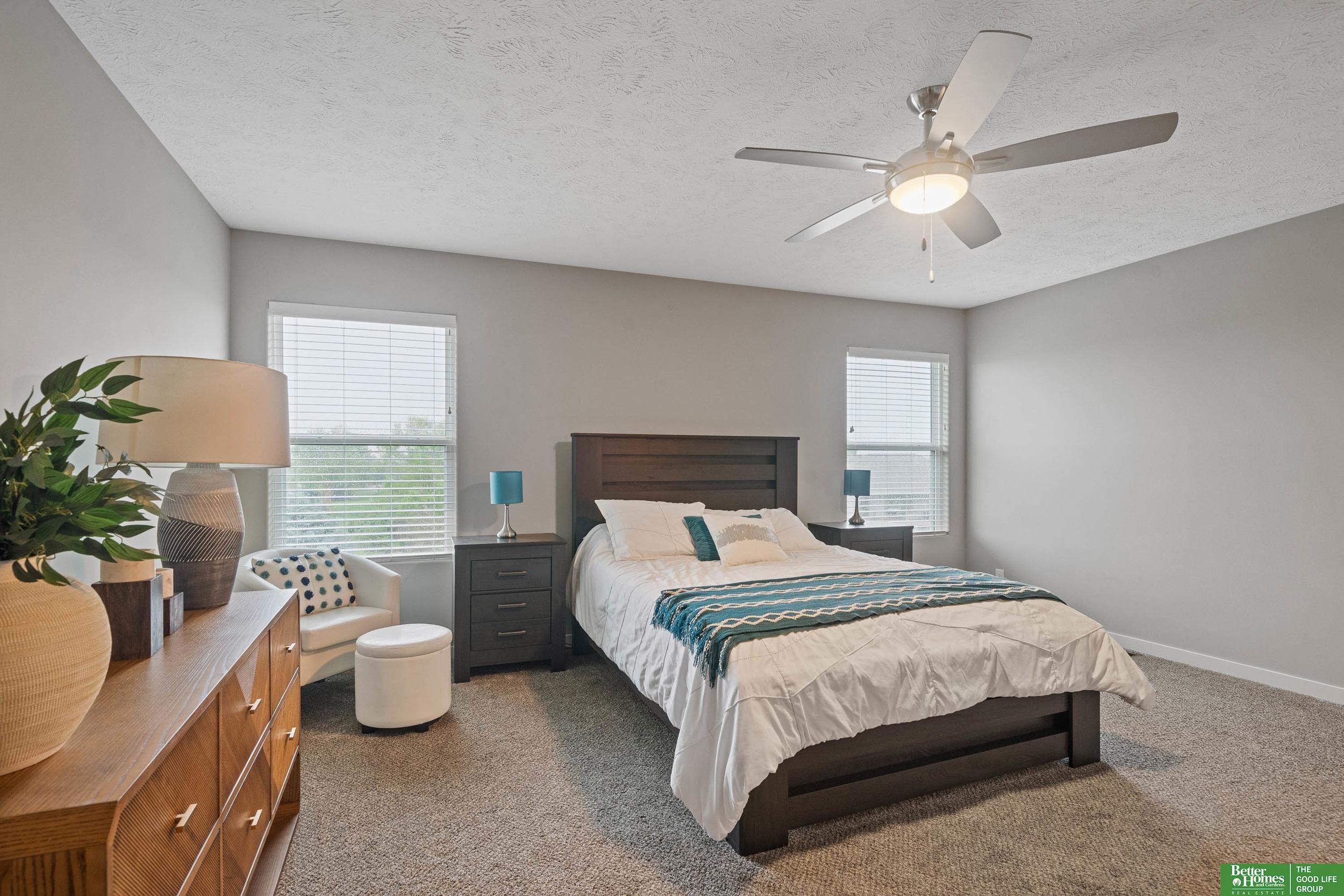 7806 Von Street