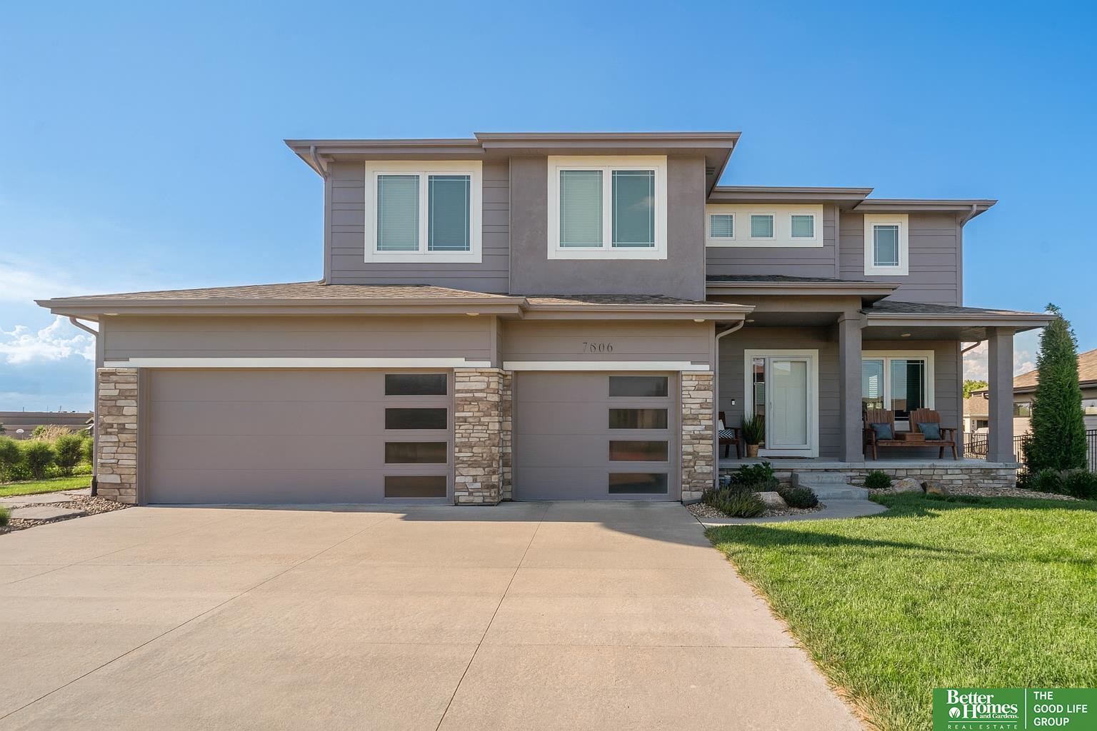 7806 Von Street