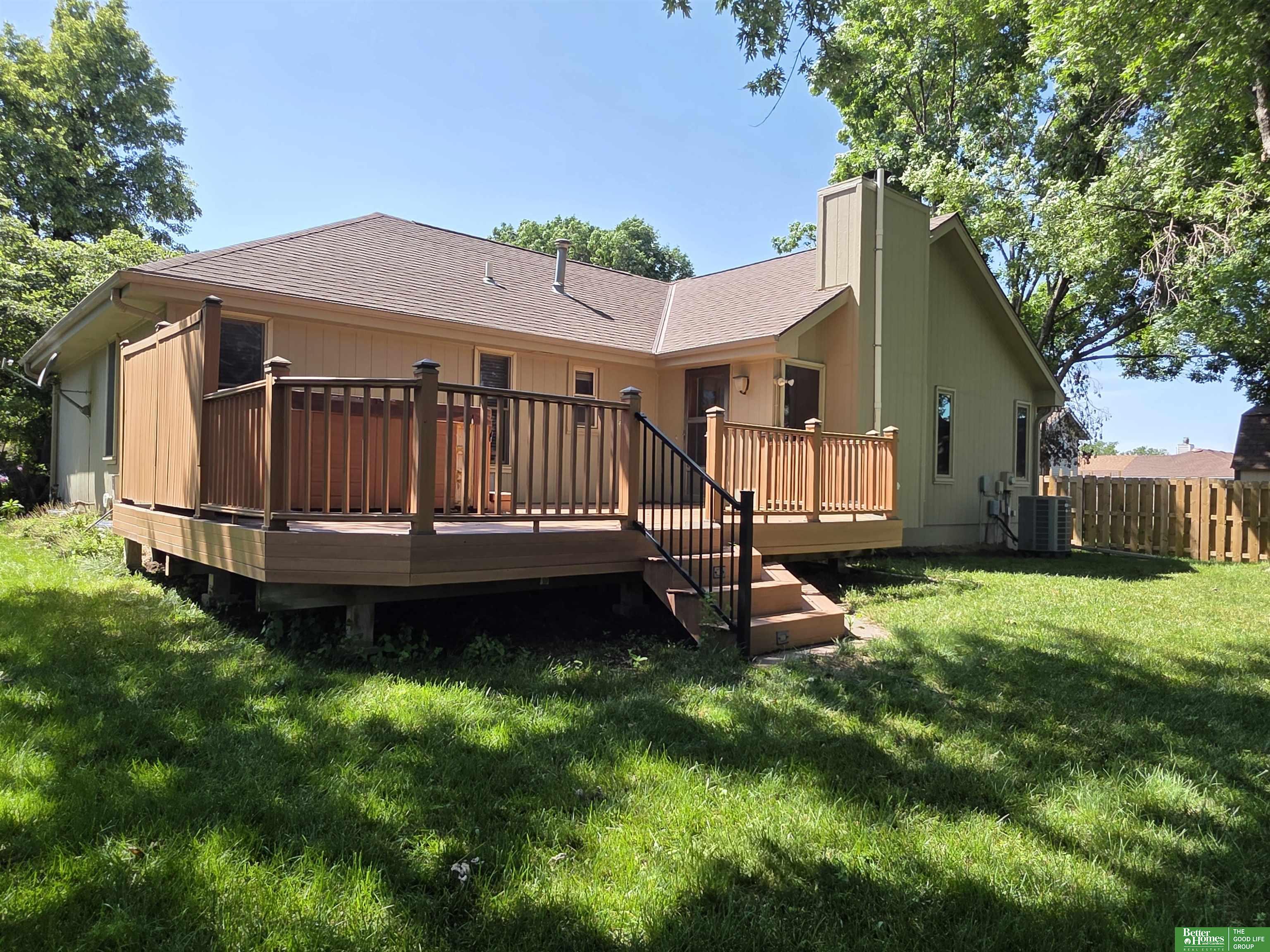 2927 S 158 Circle