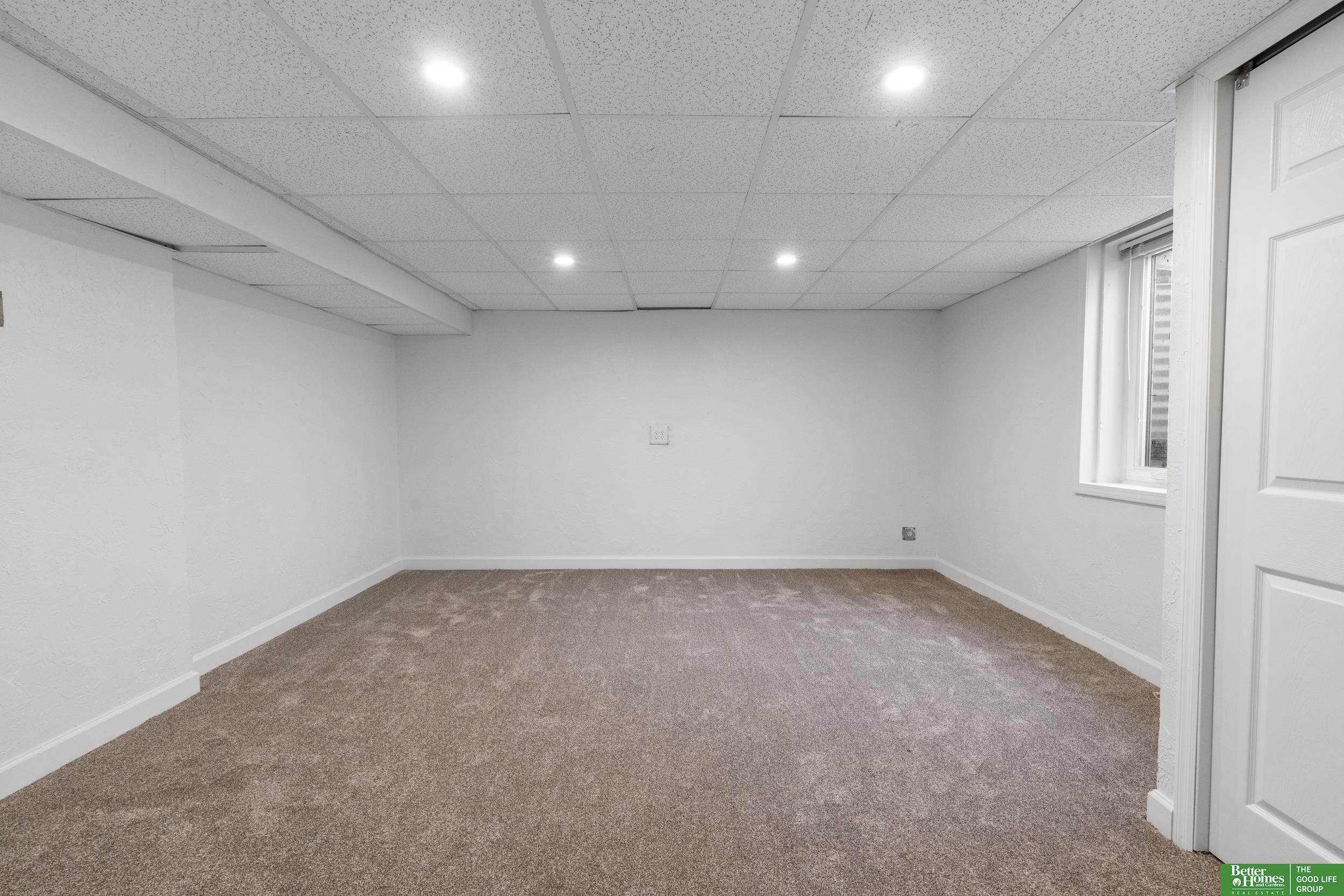 203 S 150th Circle