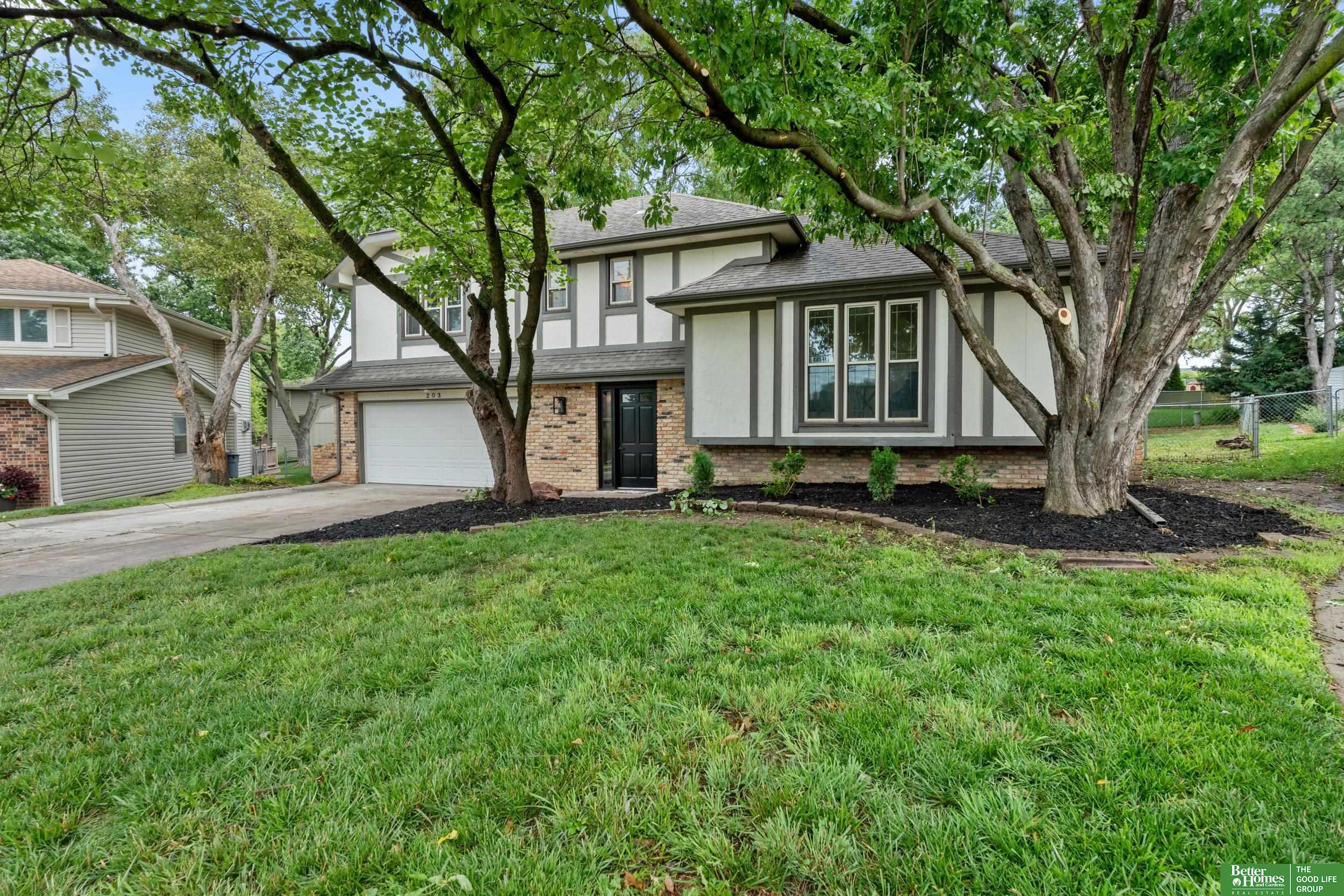 203 S 150th Circle