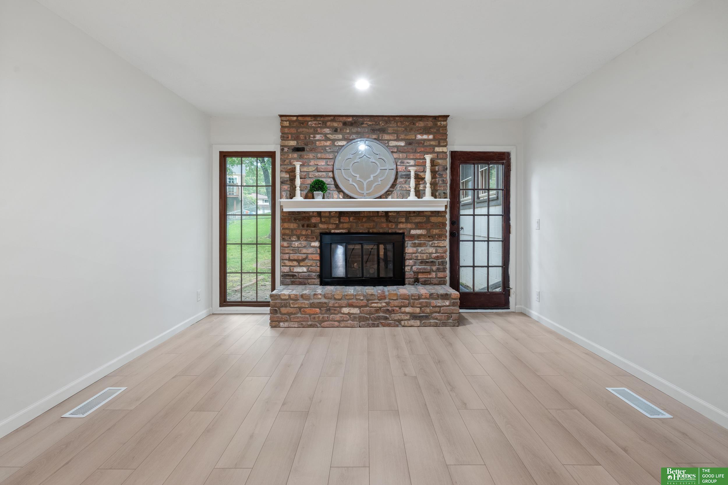 203 S 150th Circle