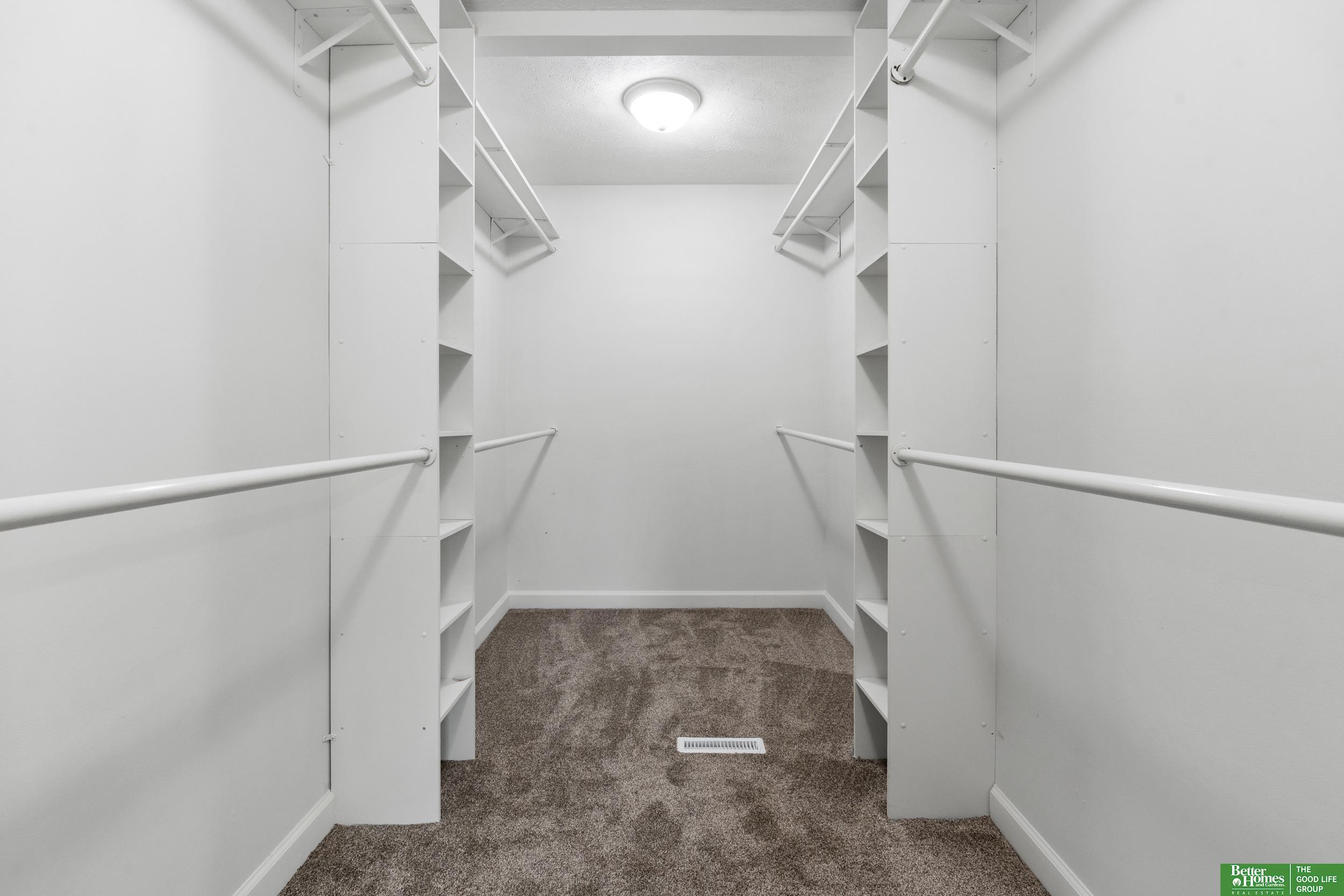 203 S 150th Circle
