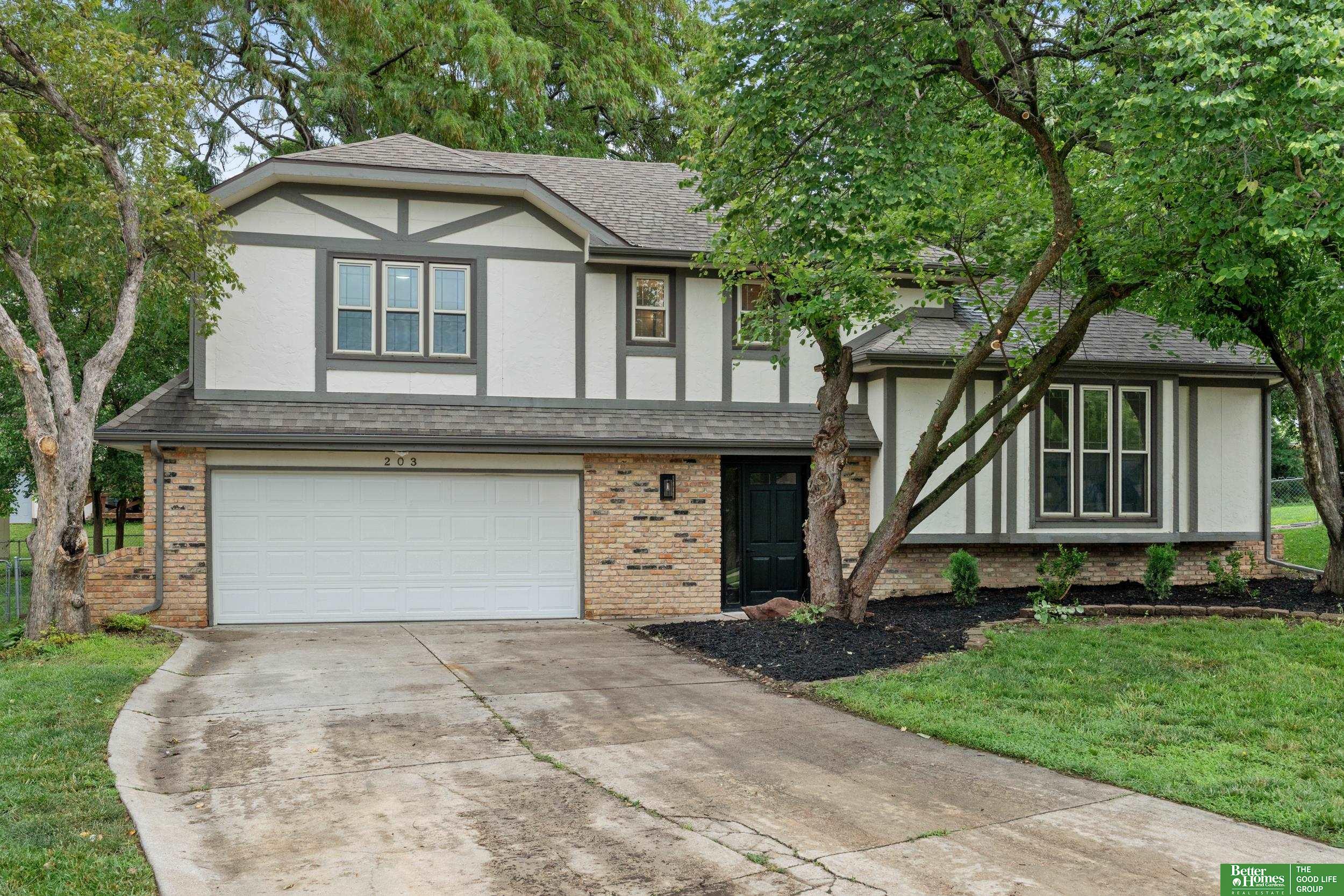 203 S 150th Circle