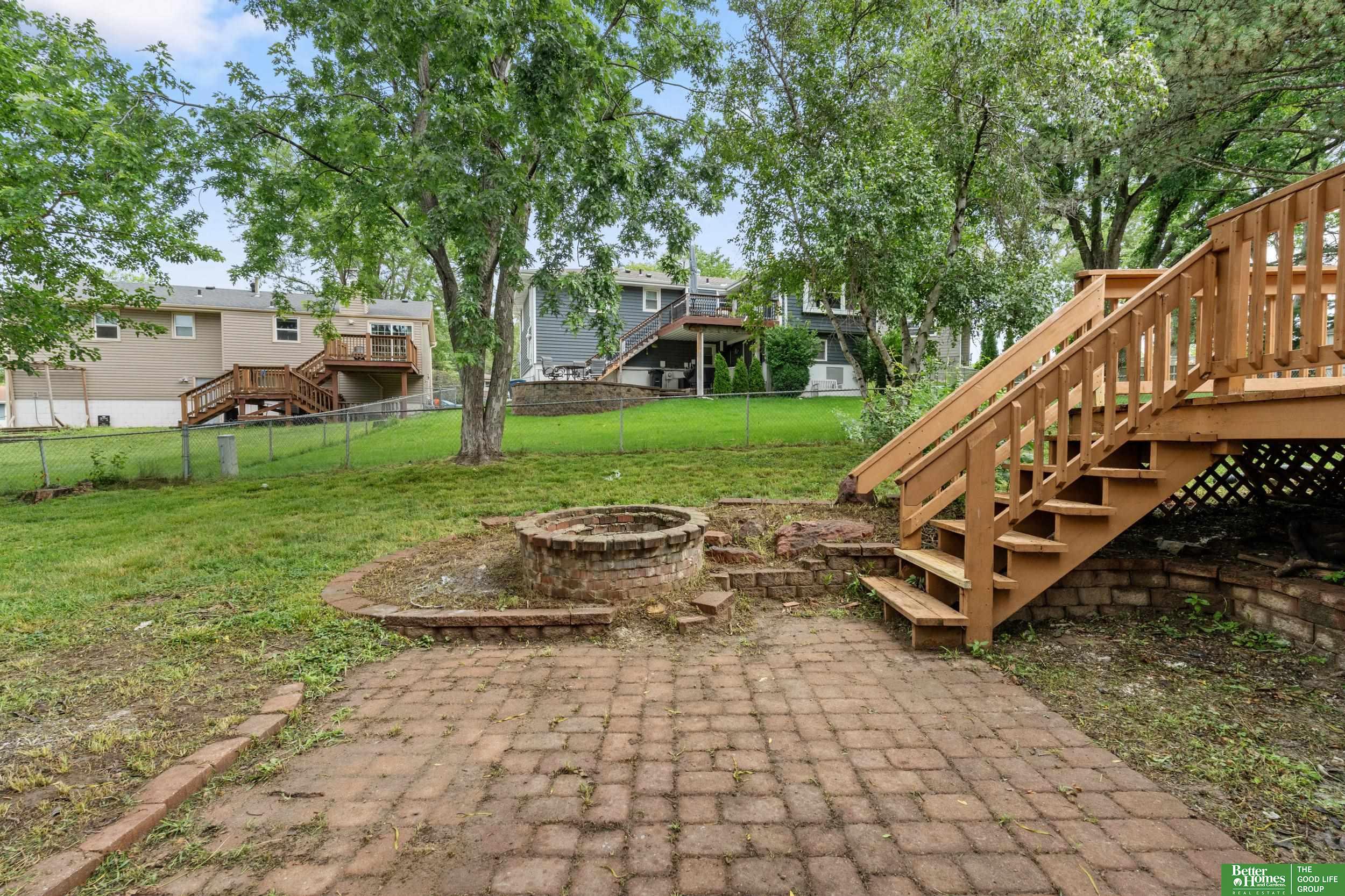 203 S 150th Circle