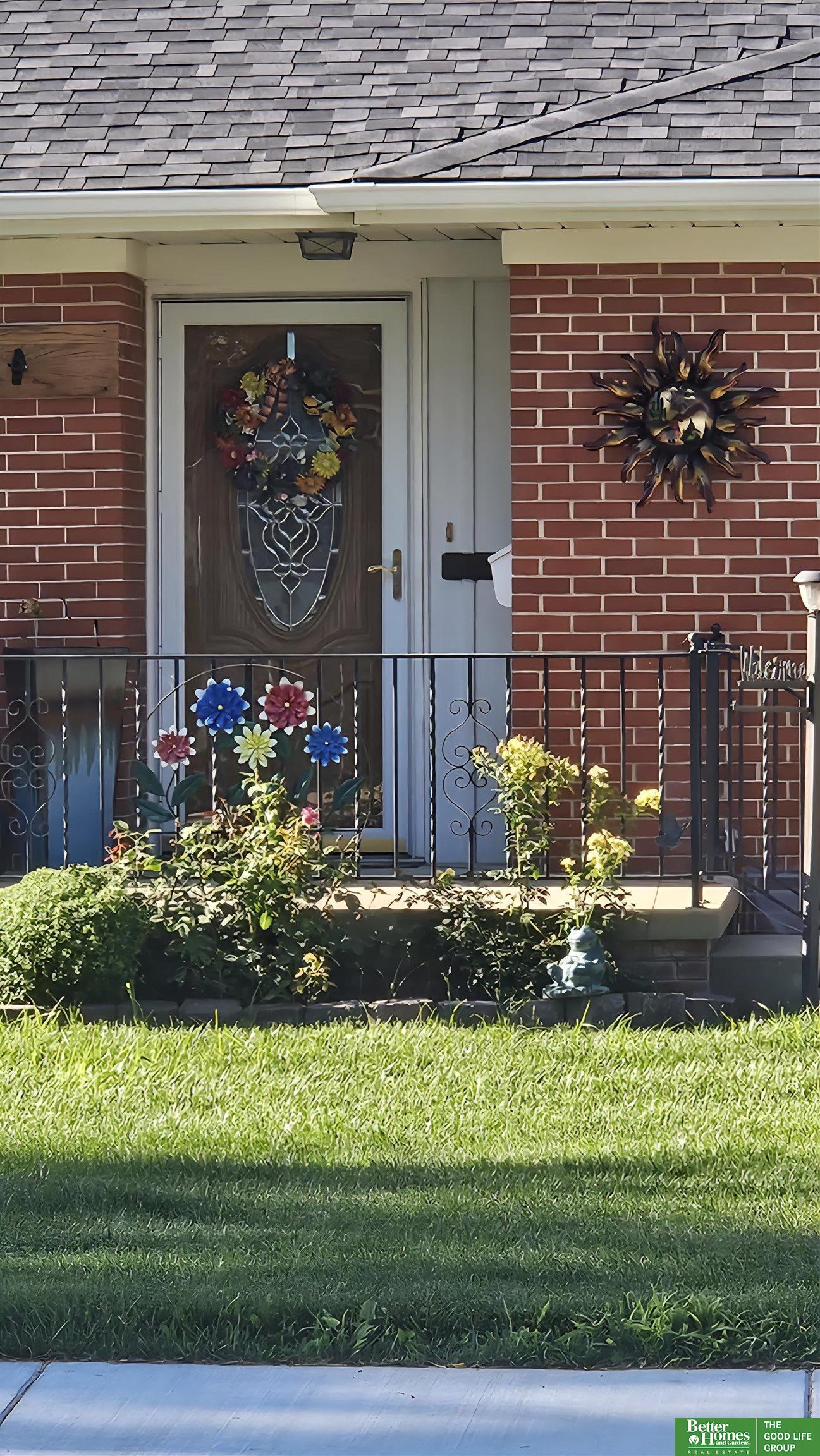 8 Arbor Court
