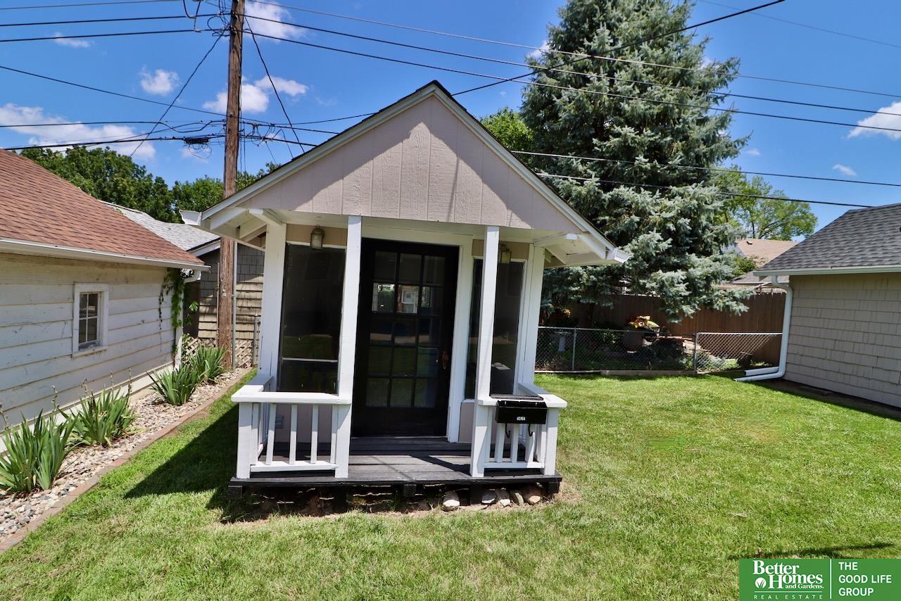 1417 S 46th Avenue