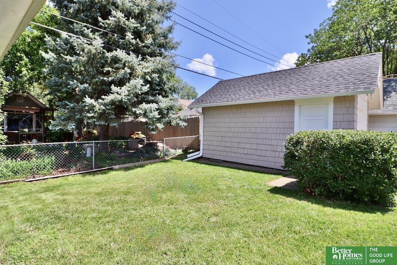 1417 S 46th Avenue
