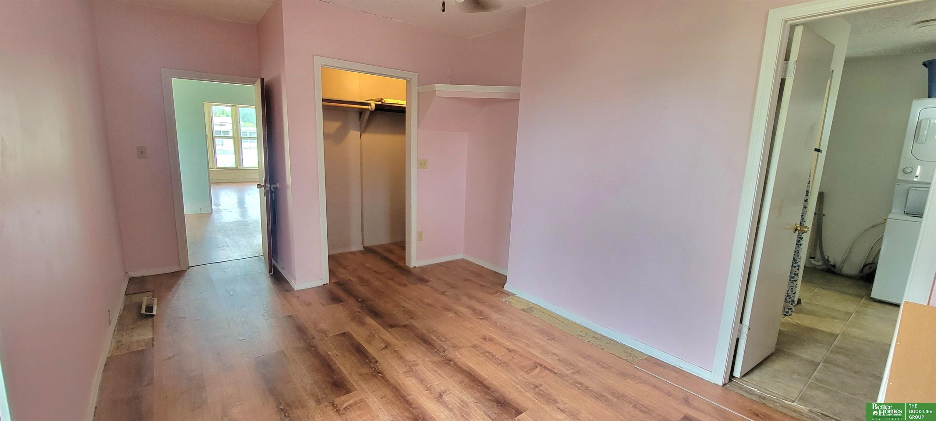 908 E 5th Street