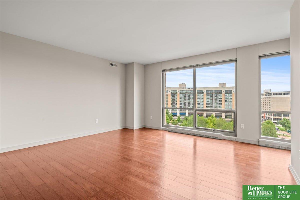 3200 Farnam Court # 3503