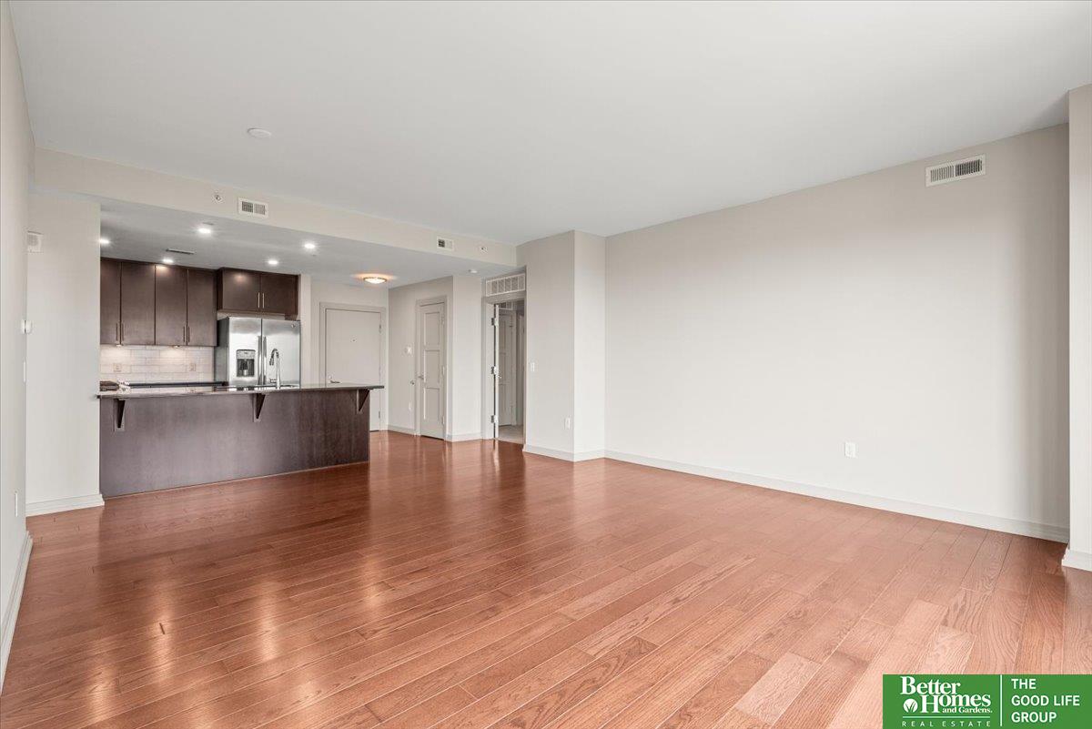 3200 Farnam Court # 3503