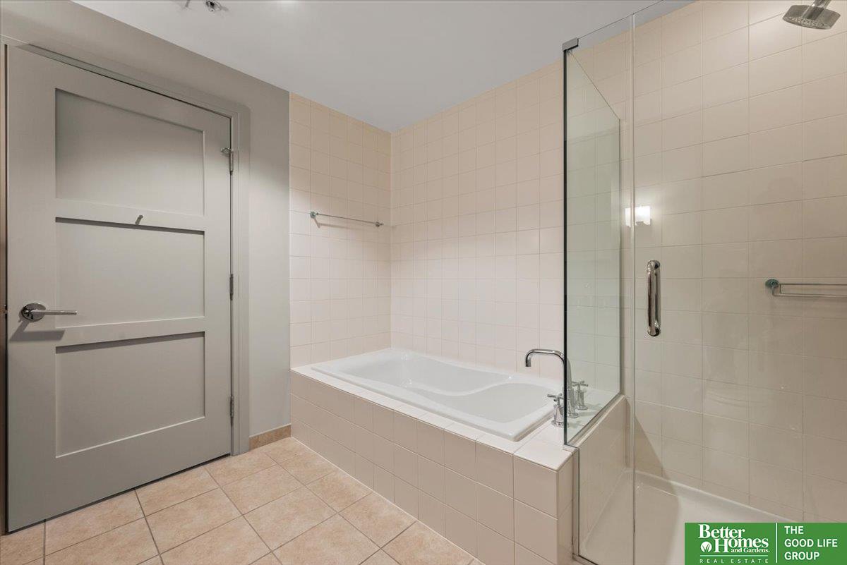 3200 Farnam Court # 3503