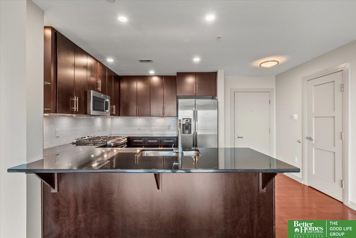 3200 Farnam Court # 3503