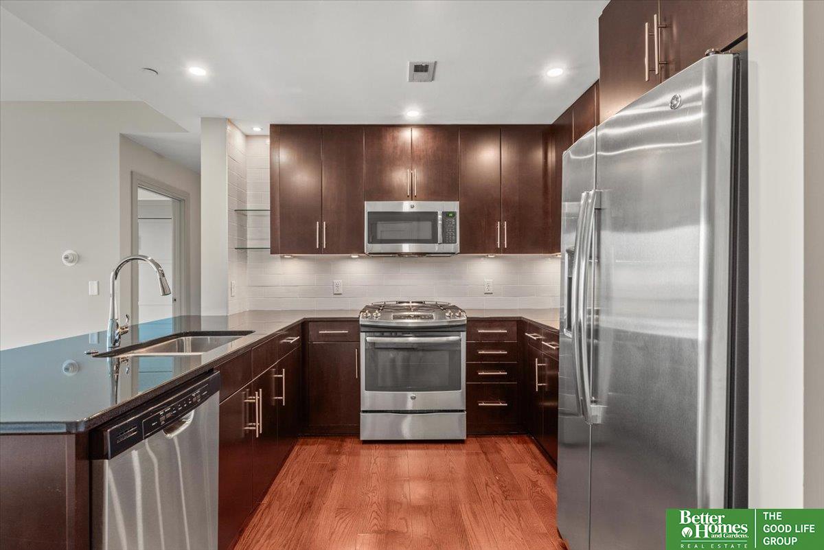 3200 Farnam Court # 3503