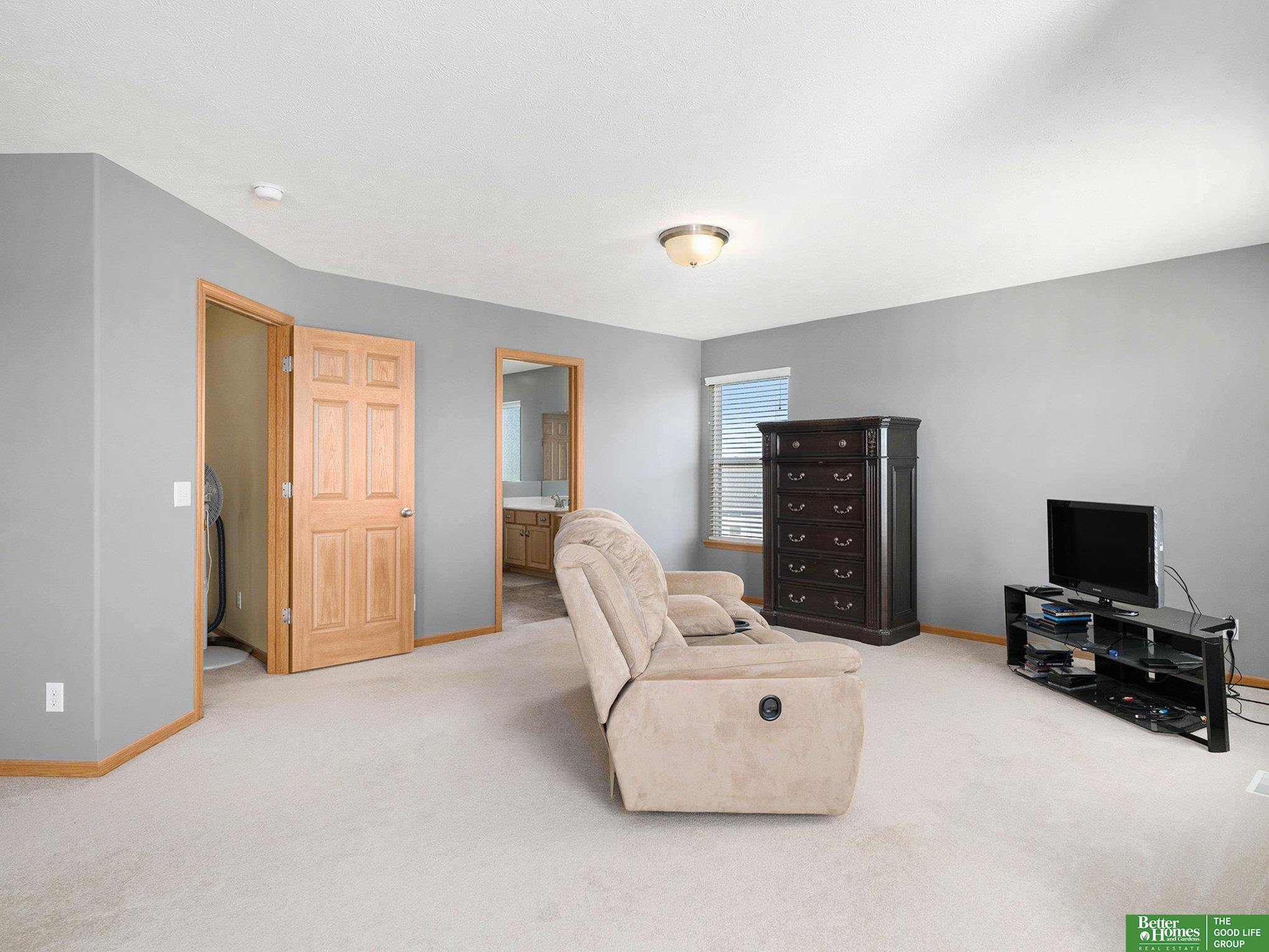 15752 Howell Circle