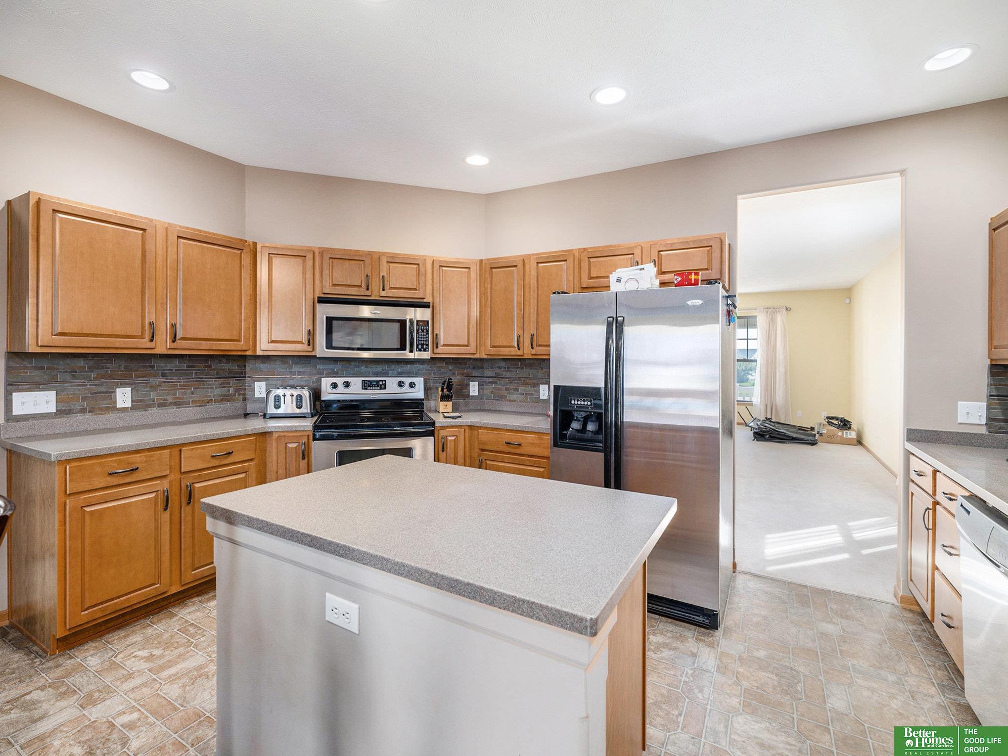 15752 Howell Circle
