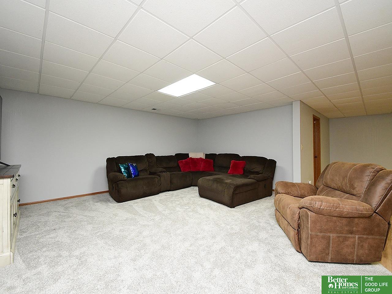 755 5th Street