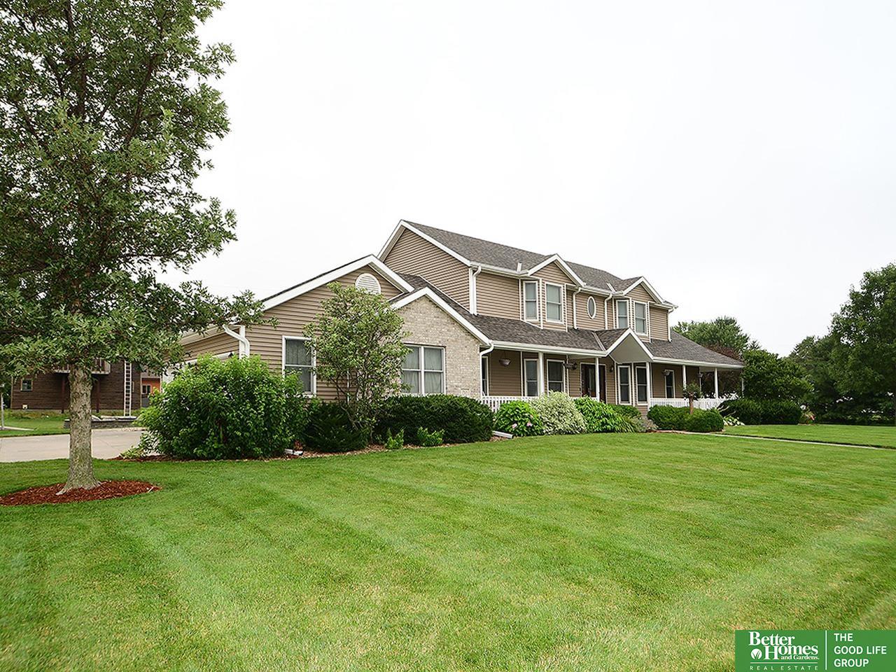 755 5th Street