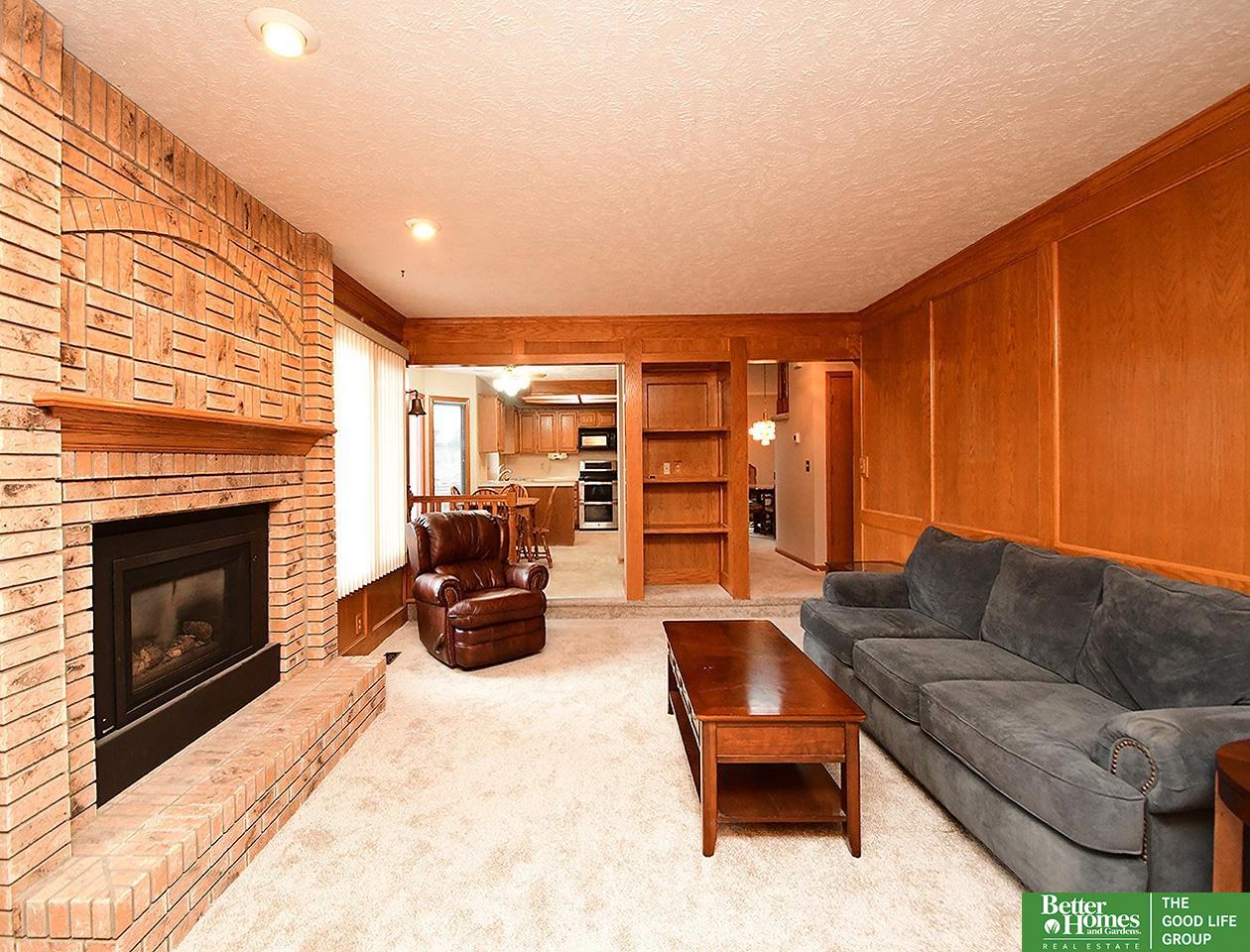 15718 Lafayette Avenue