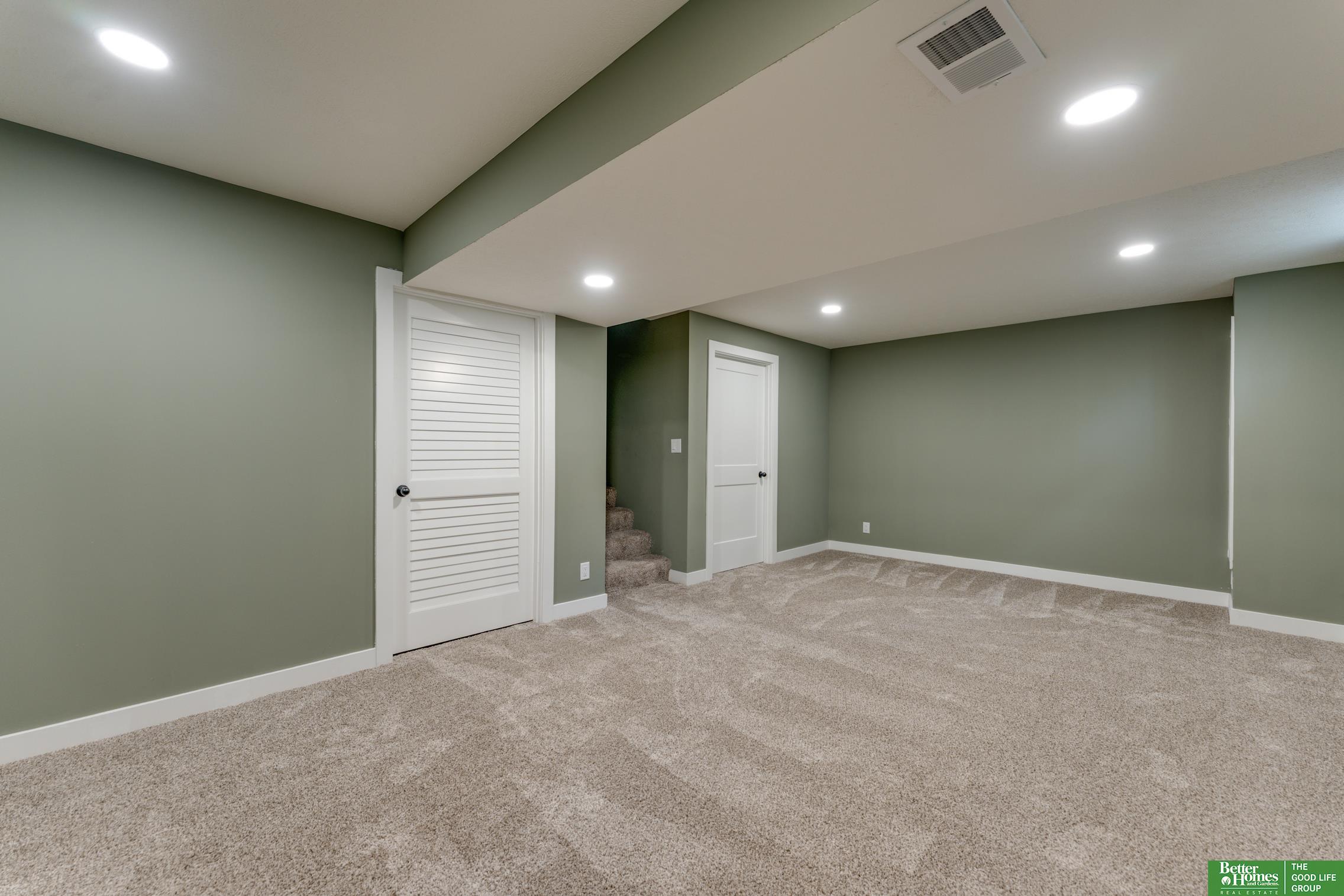 3403 Leawood Drive
