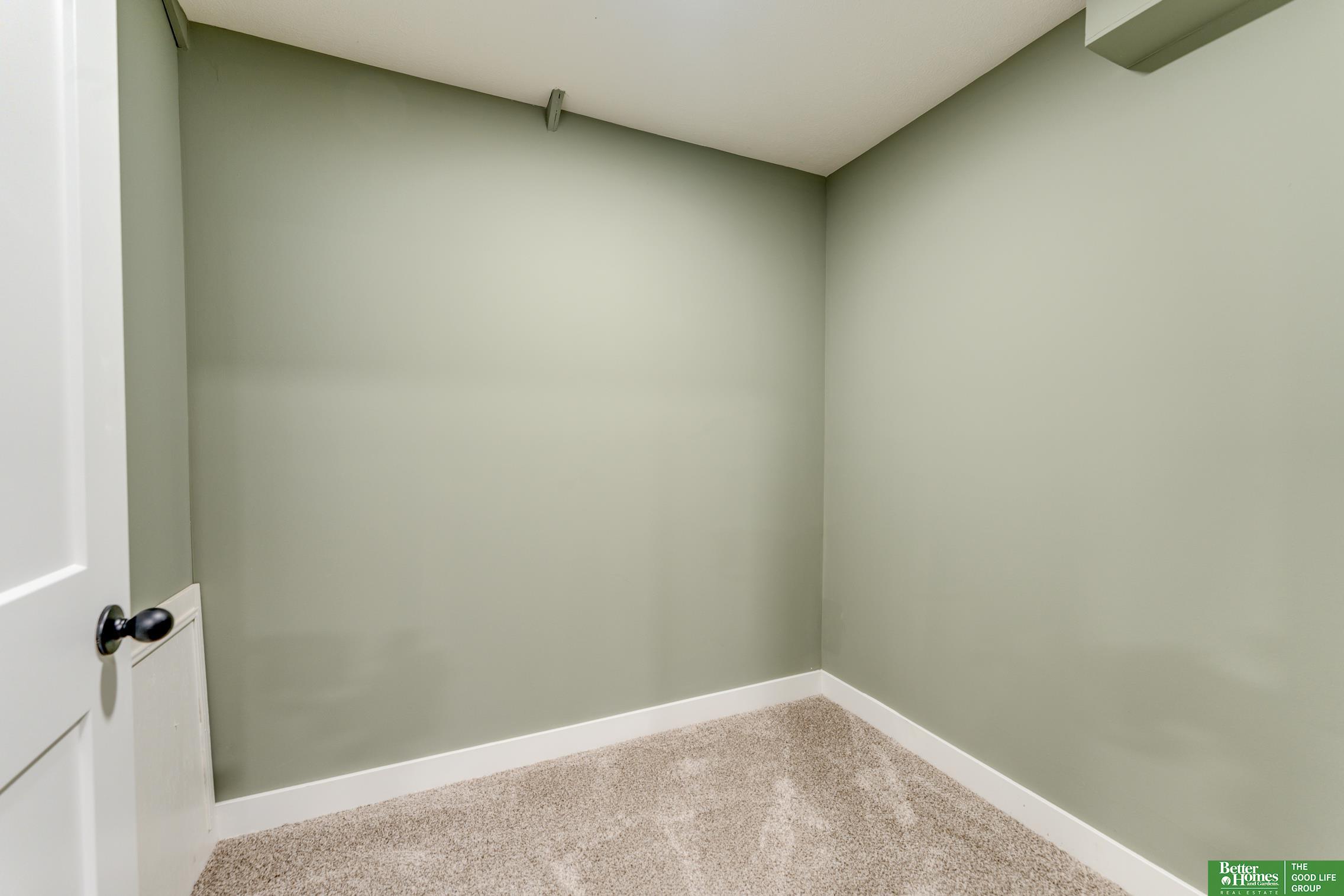 3403 Leawood Drive